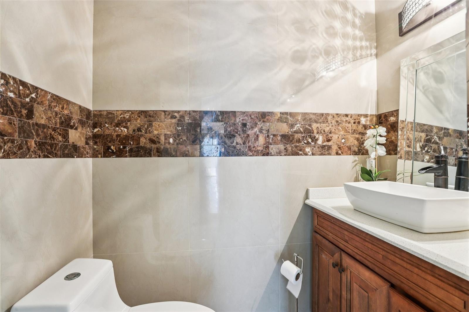 Image 13 of 34 For 20613 Whitewood Way