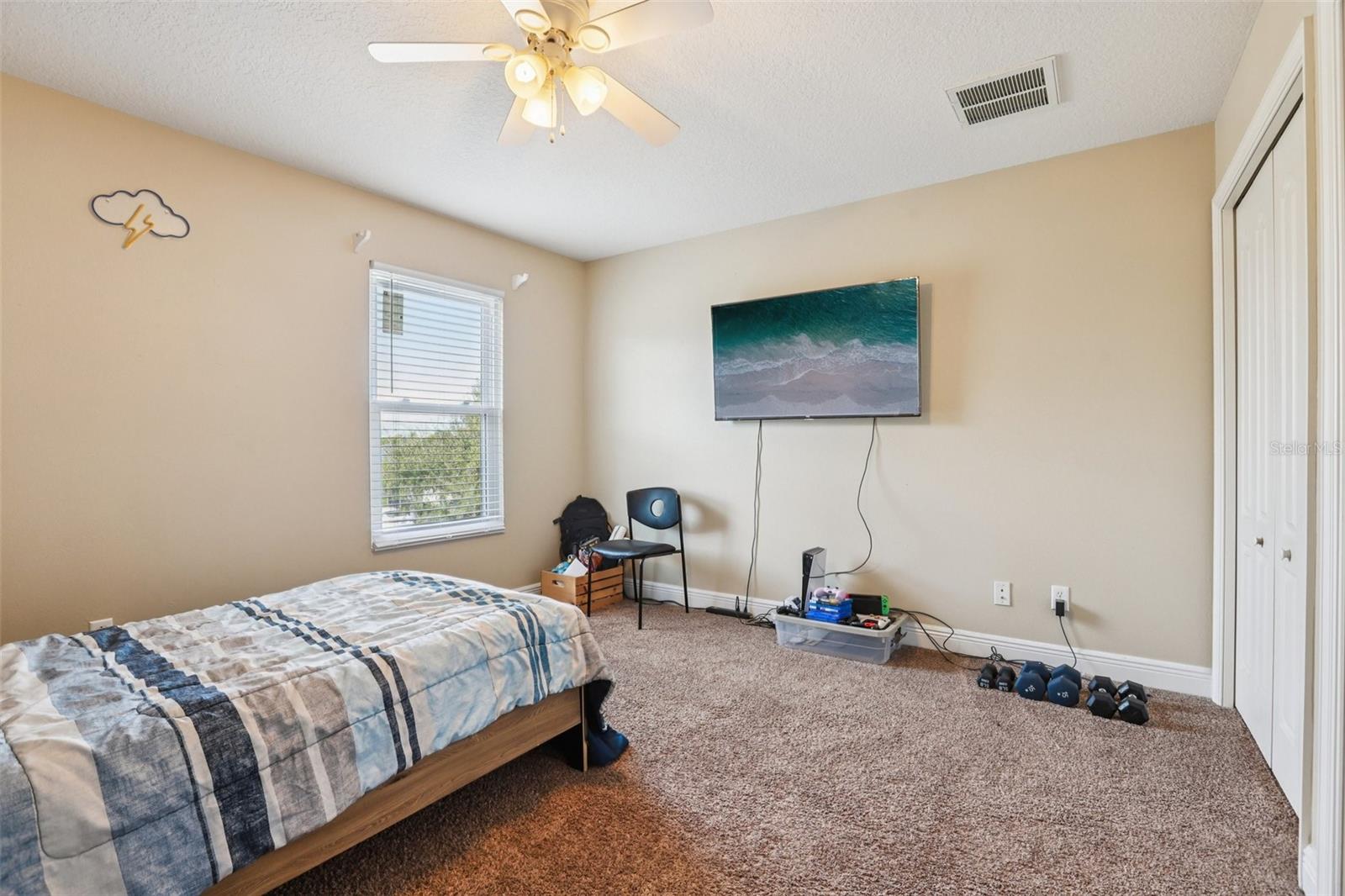 Image 17 of 34 For 20613 Whitewood Way