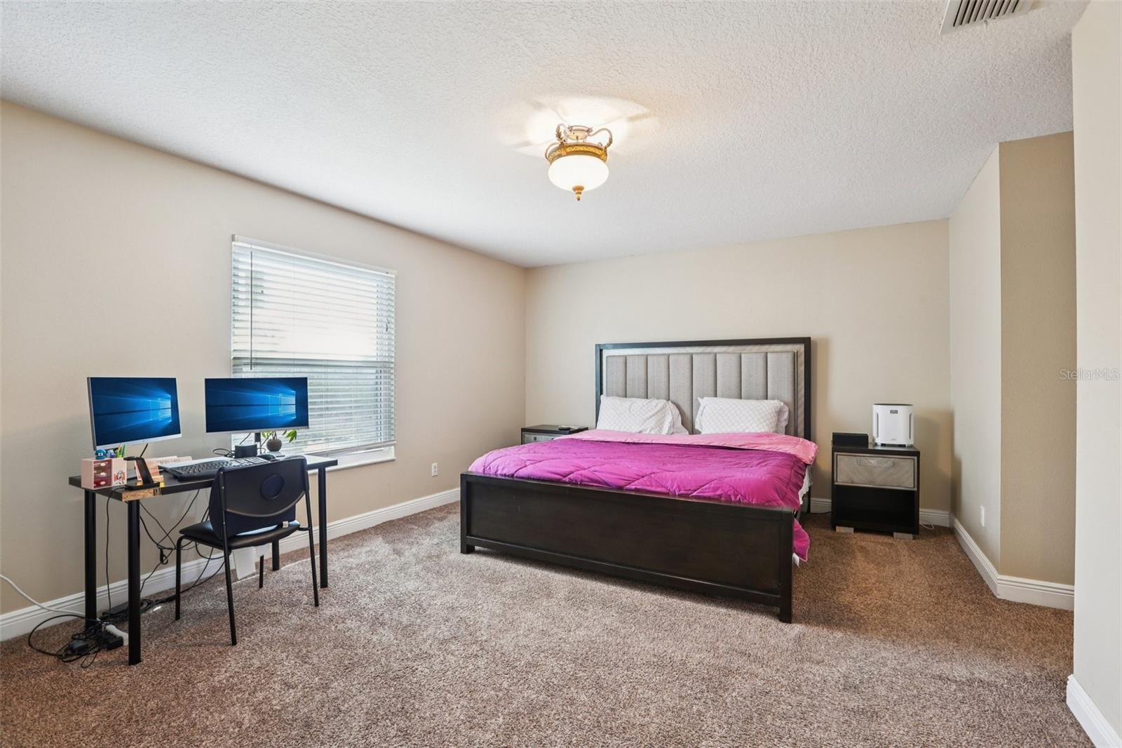 Image 19 of 34 For 20613 Whitewood Way