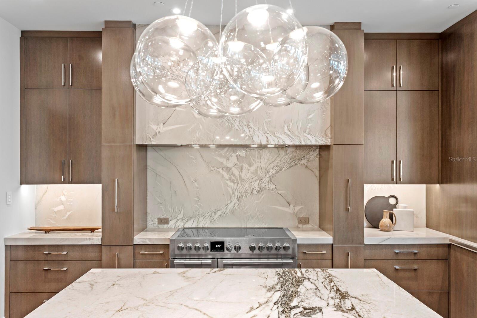 Image 10 of 45 For 555 5th Avenue Ne Ph1