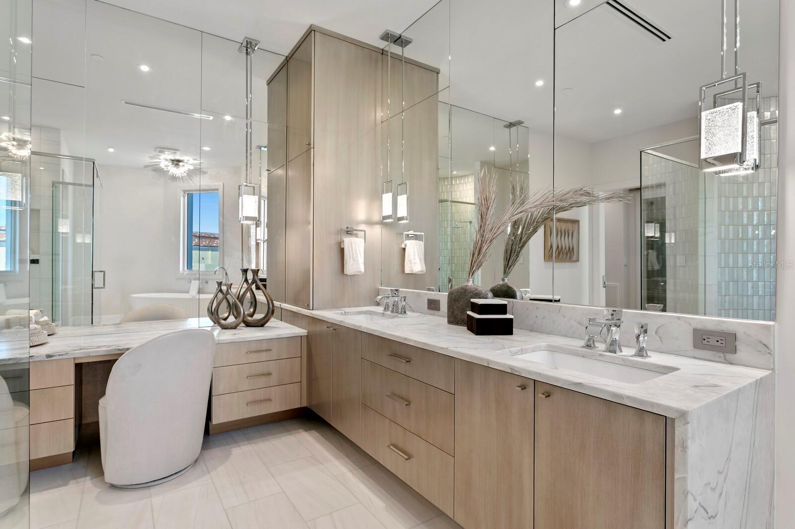 Image 24 of 45 For 555 5th Avenue Ne Ph1