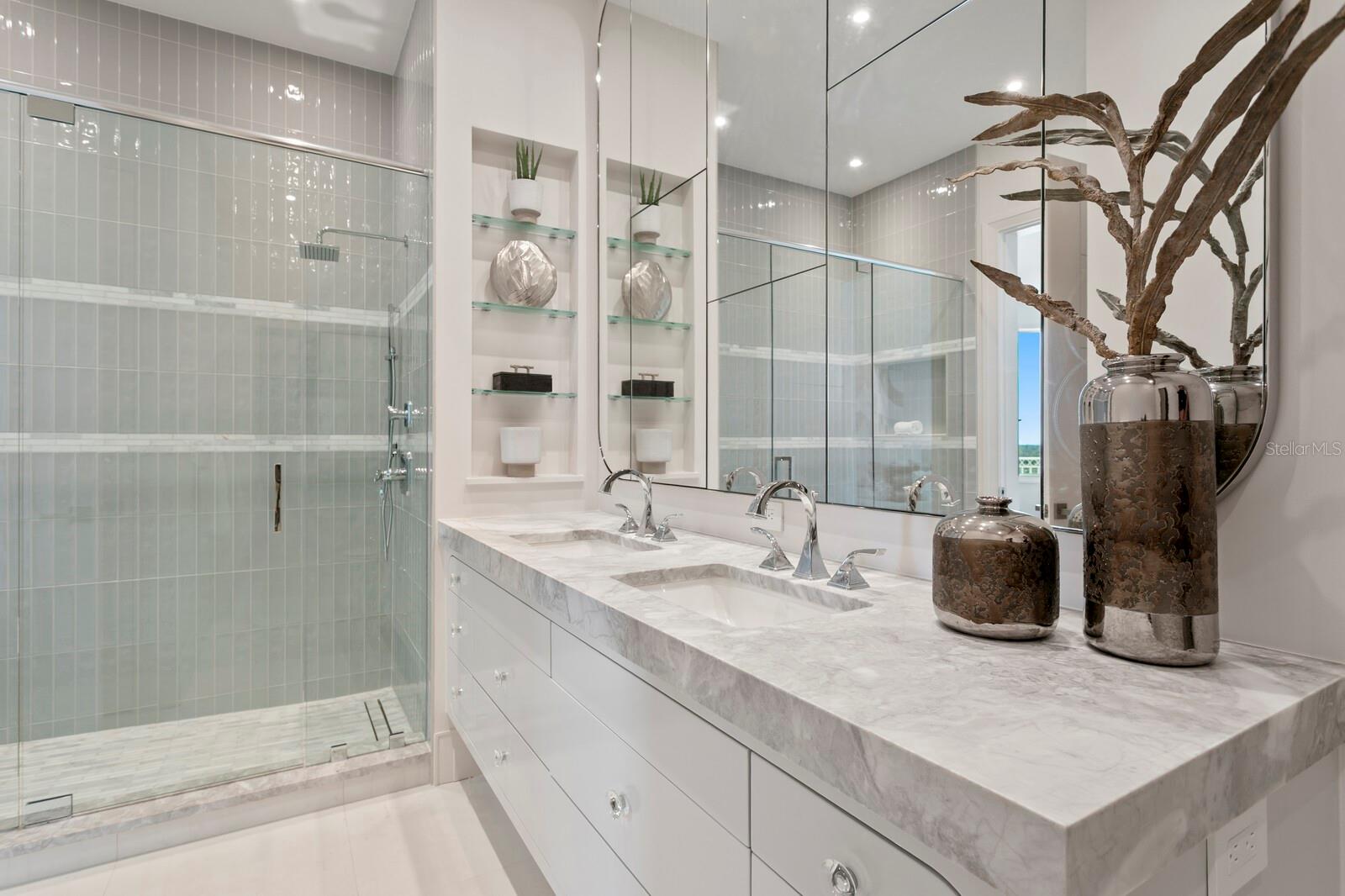 Image 36 of 45 For 555 5th Avenue Ne Ph1