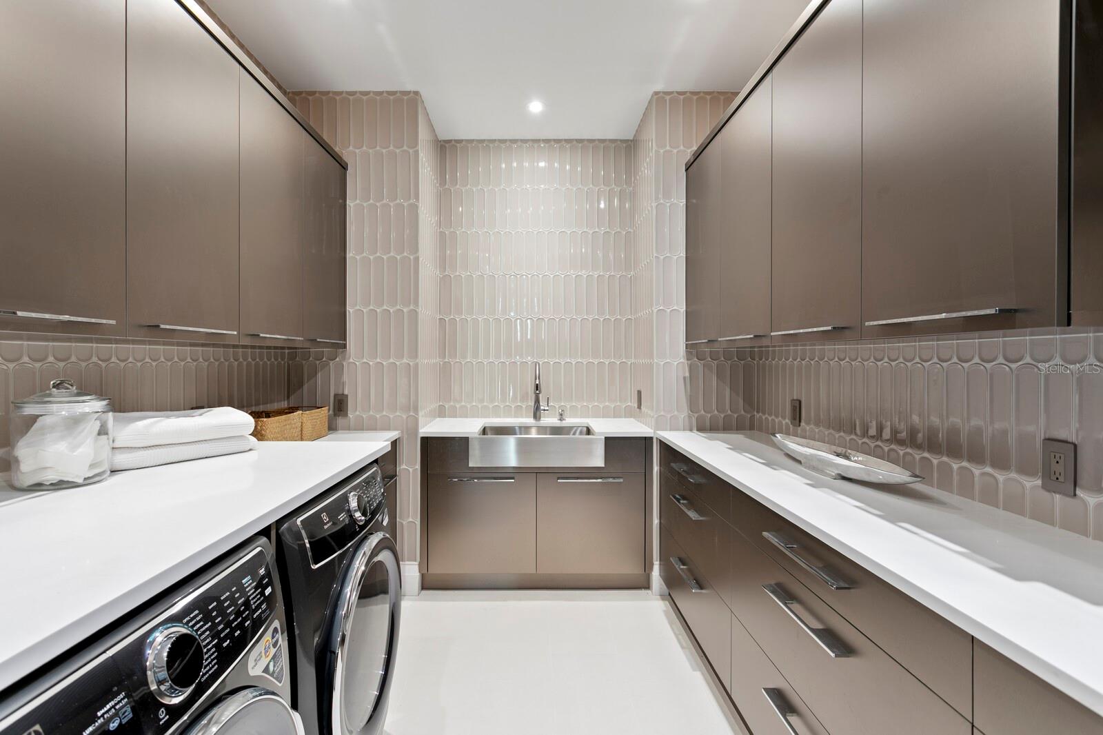 Image 37 of 45 For 555 5th Avenue Ne Ph1