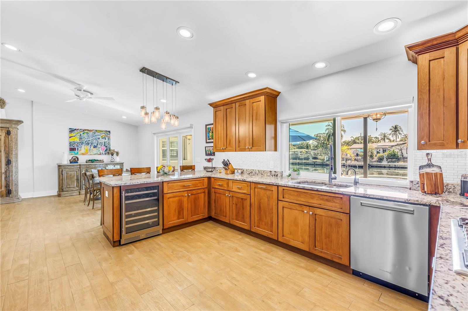 Image 16 of 56 For 5166 Horseshoe Place Ne