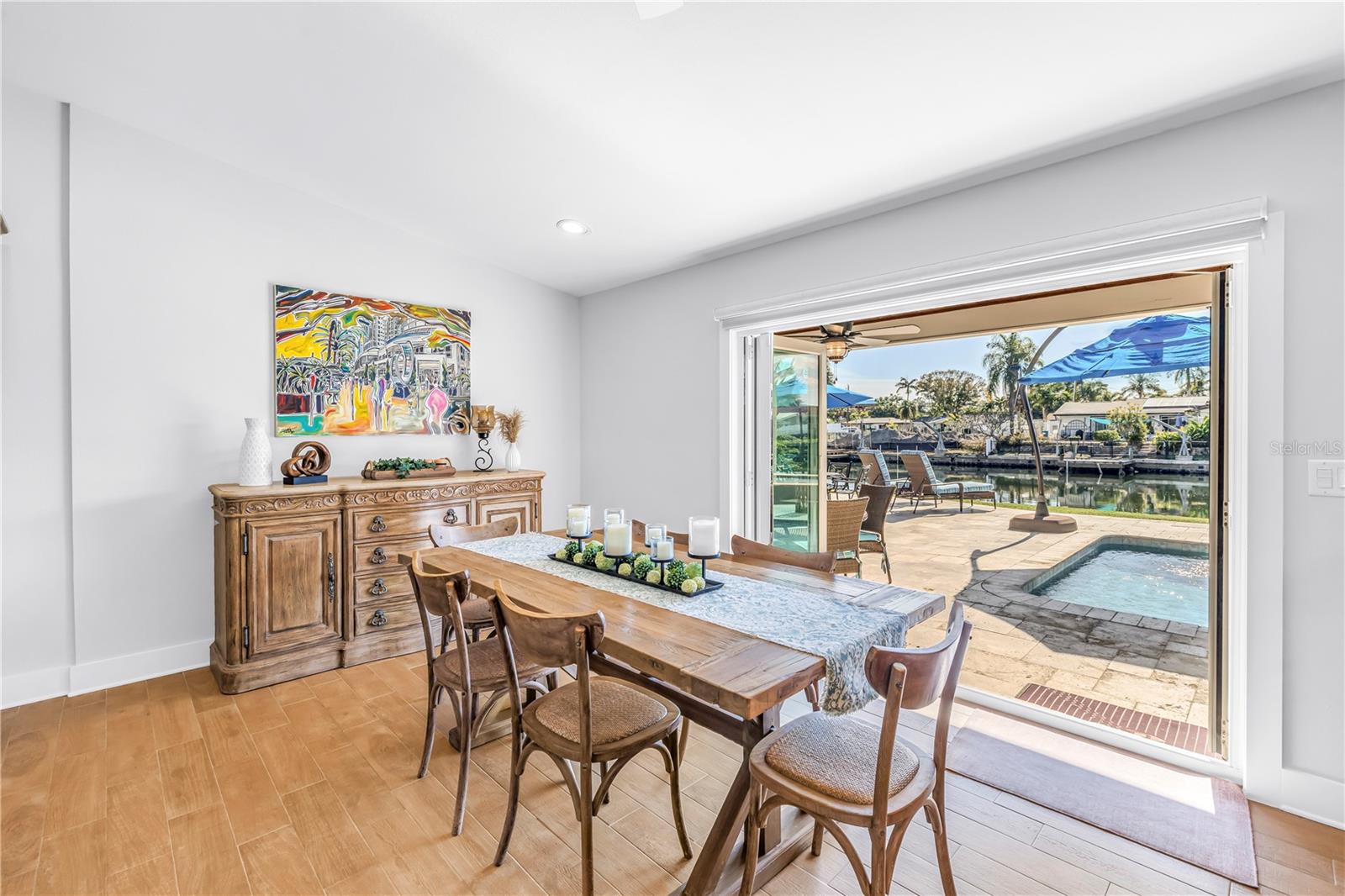 Image 17 of 56 For 5166 Horseshoe Place Ne