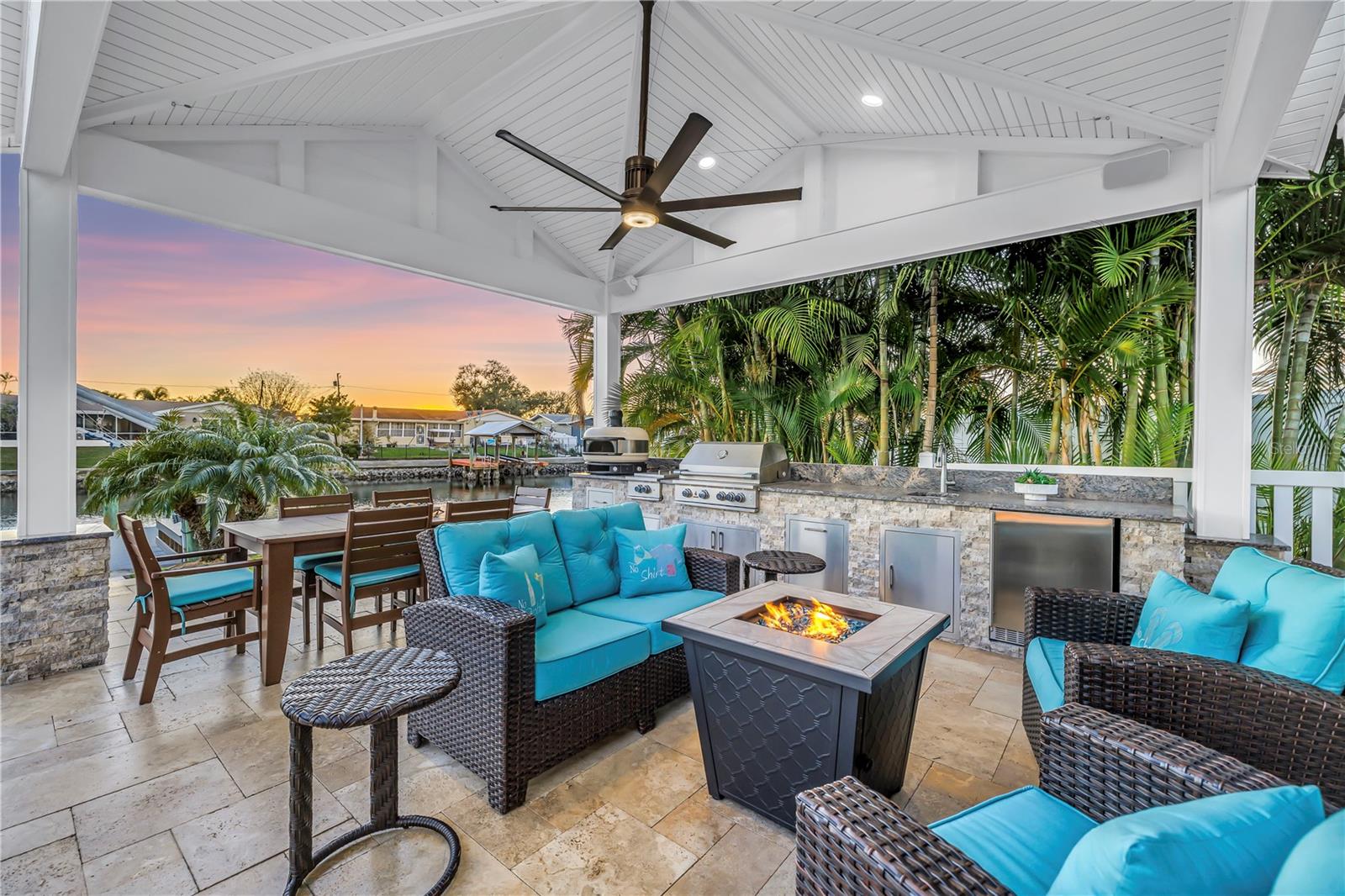 Image 38 of 56 For 5166 Horseshoe Place Ne