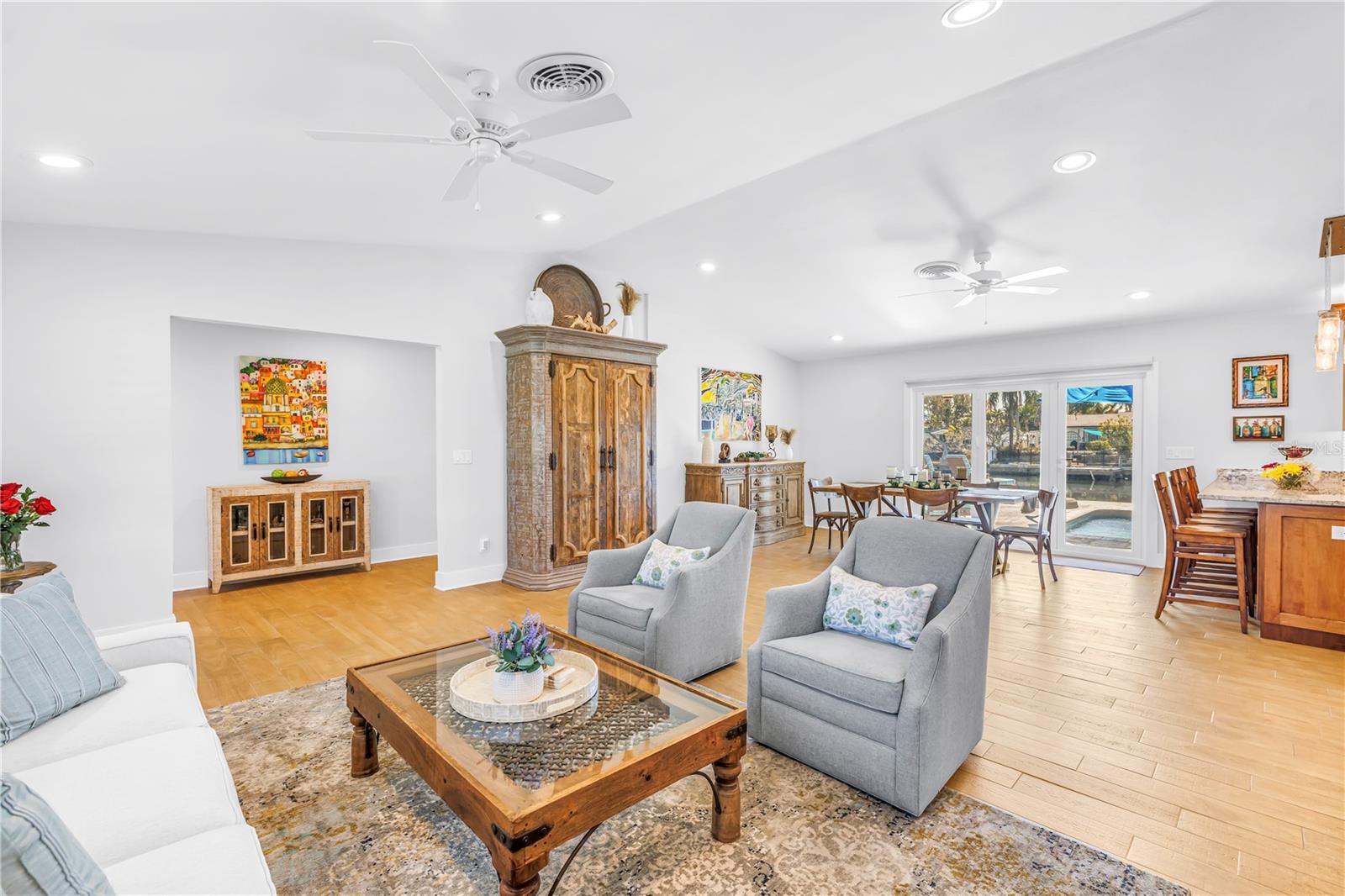 Image 6 of 56 For 5166 Horseshoe Place Ne