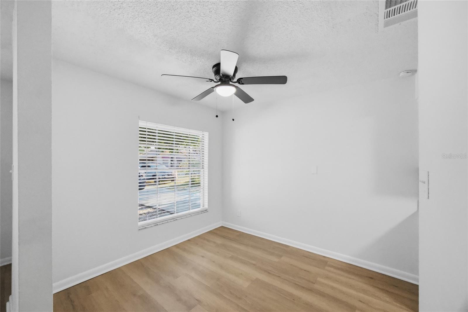 Image 11 of 31 For 1812 99th Avenue