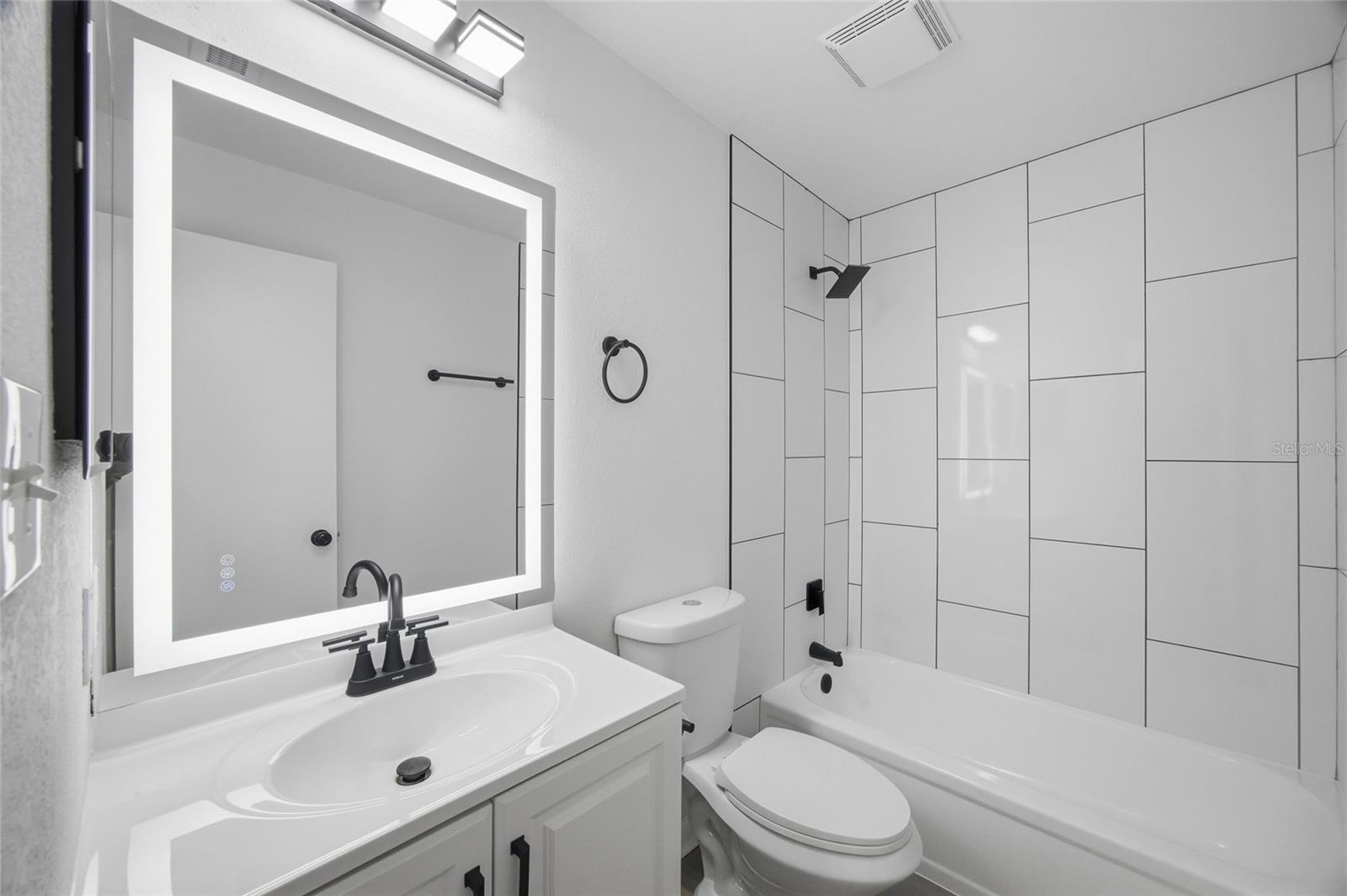 Image 17 of 31 For 1812 99th Avenue