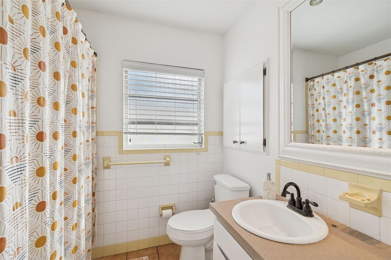 Image 28 of 41 For 805 Lincoln Avenue