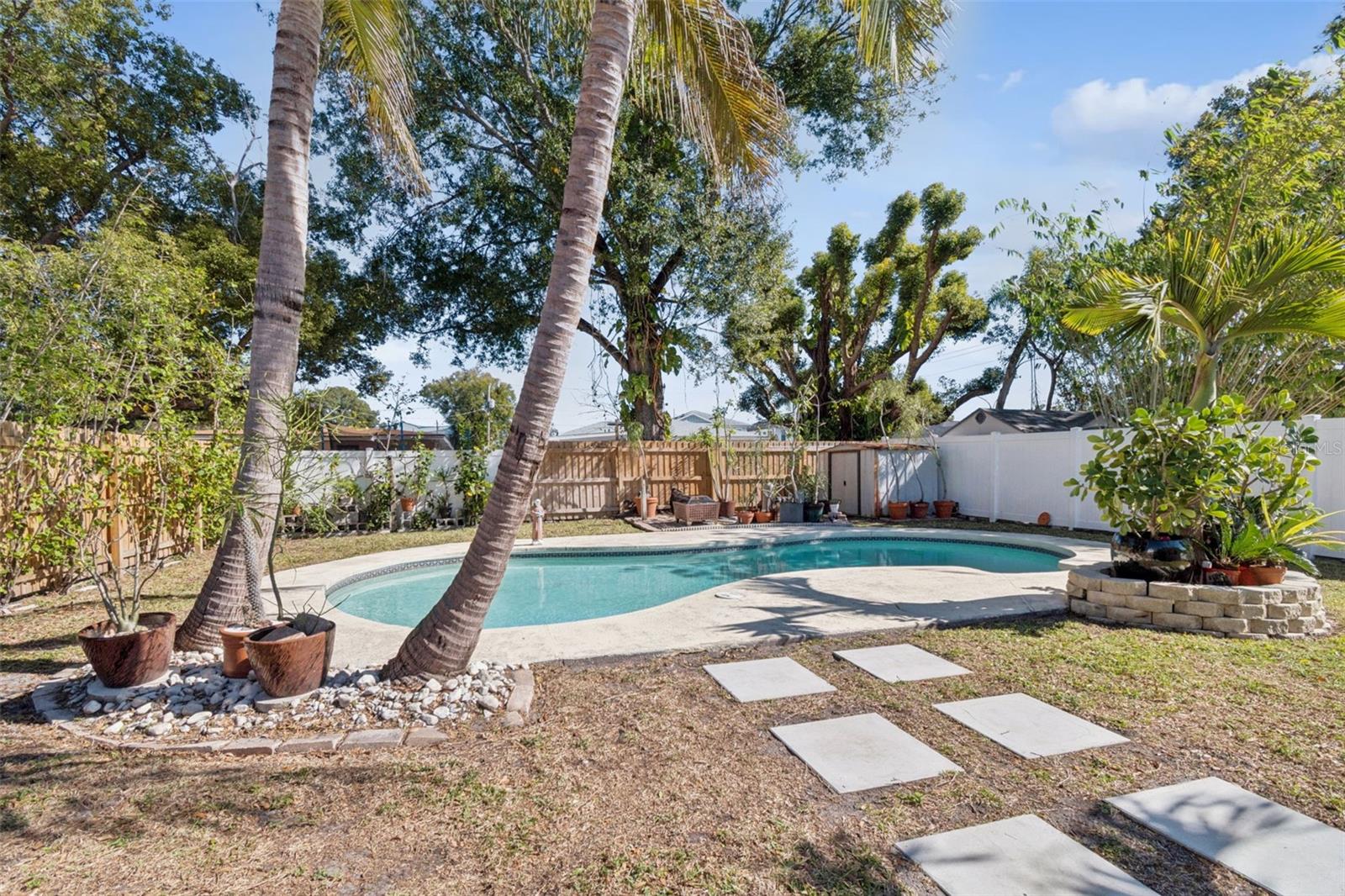 Image 3 of 41 For 805 Lincoln Avenue