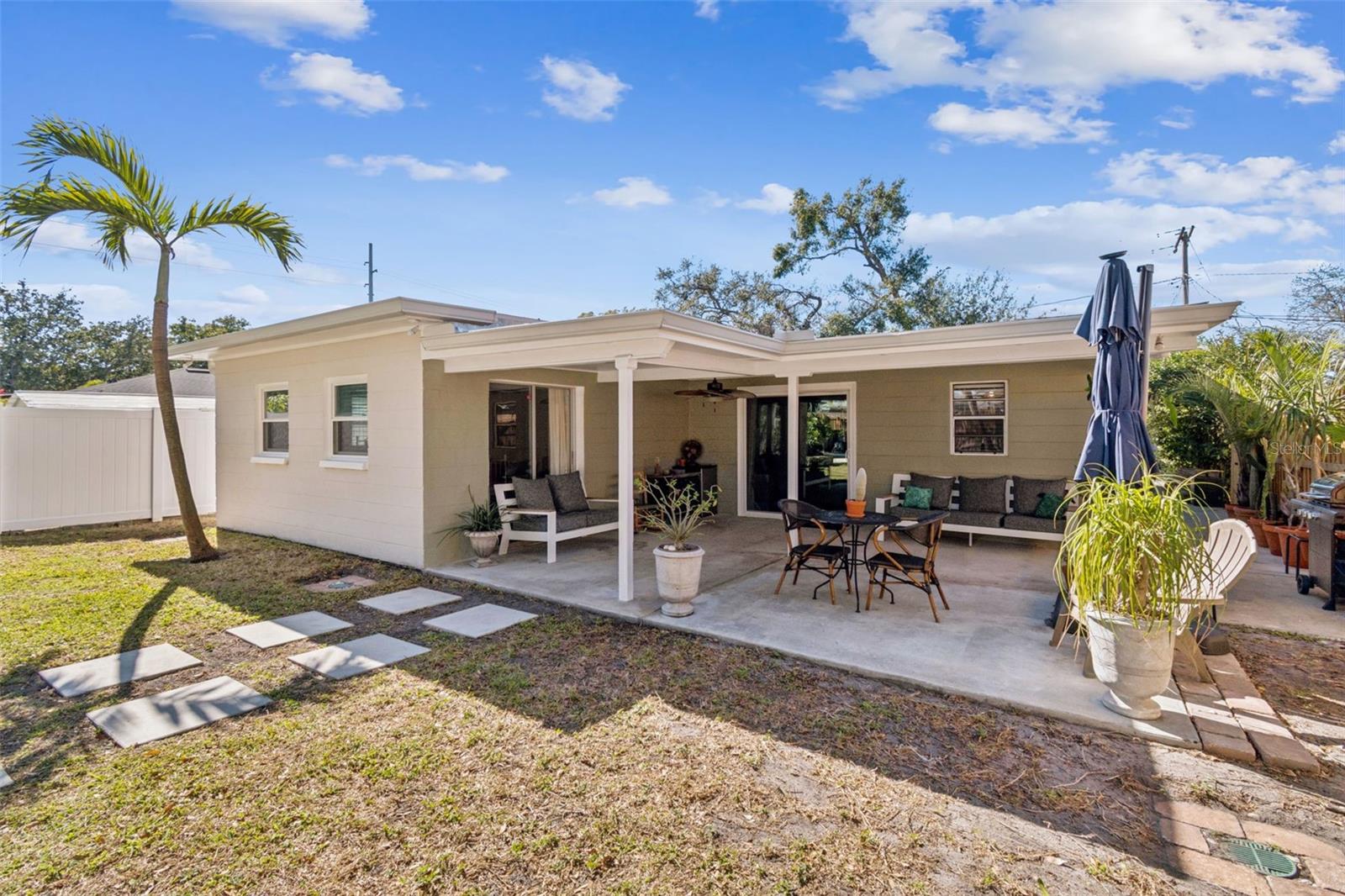 Image 35 of 41 For 805 Lincoln Avenue