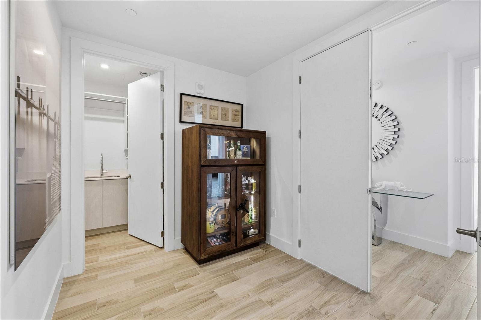 Image 10 of 85 For 5120 Marina Way 8804