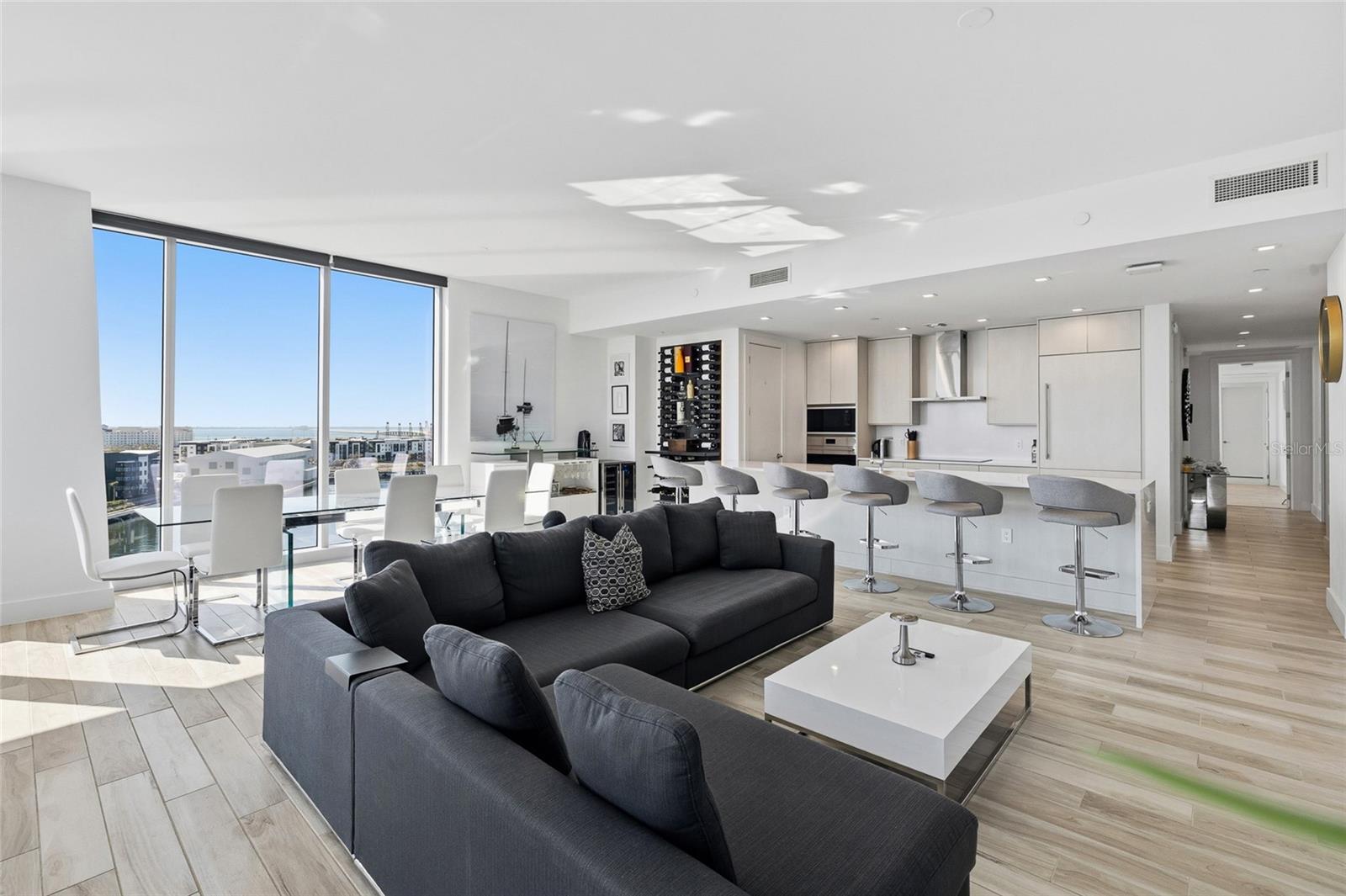 Image 15 of 85 For 5120 Marina Way 8804