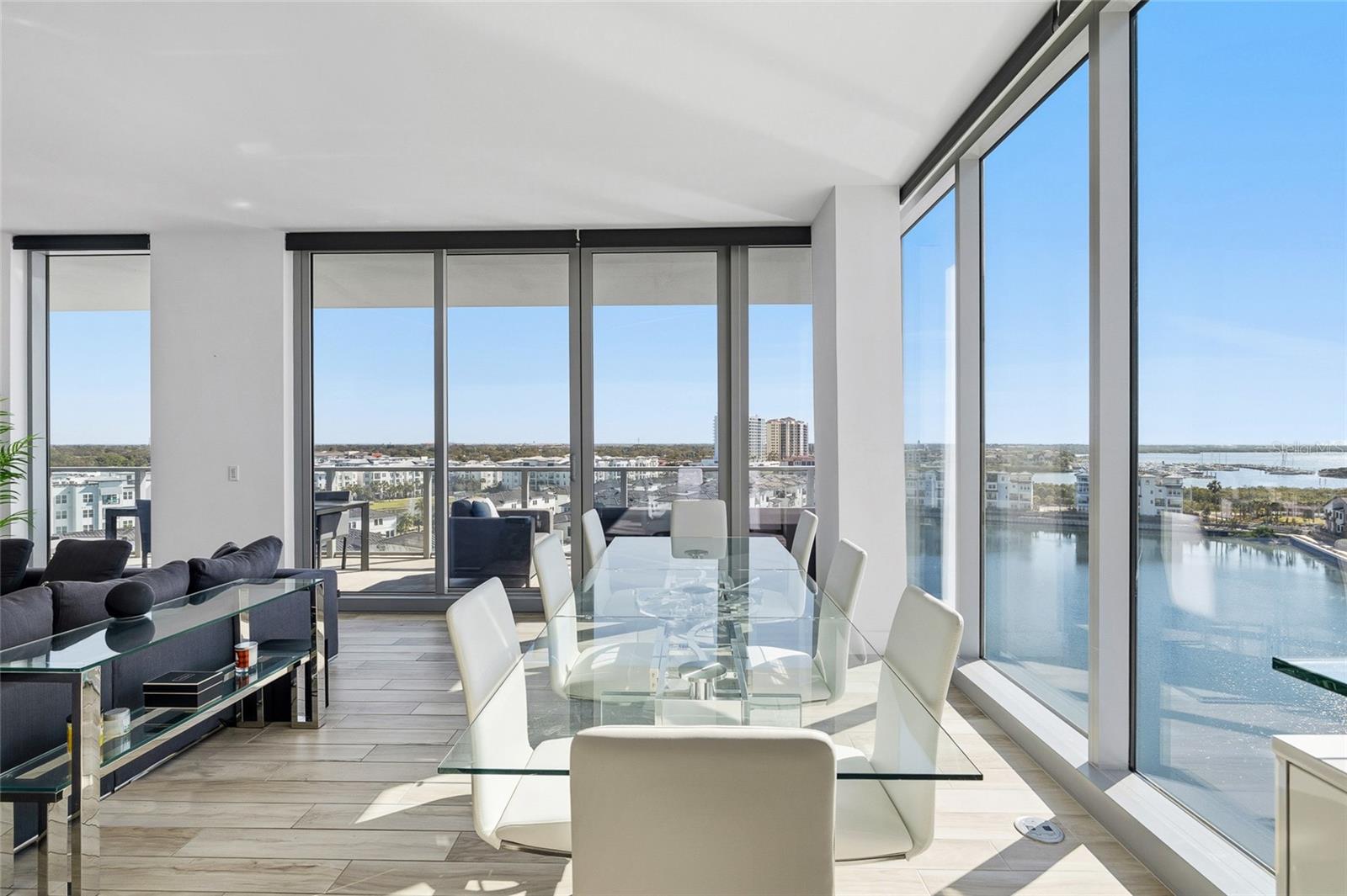 Image 19 of 85 For 5120 Marina Way 8804