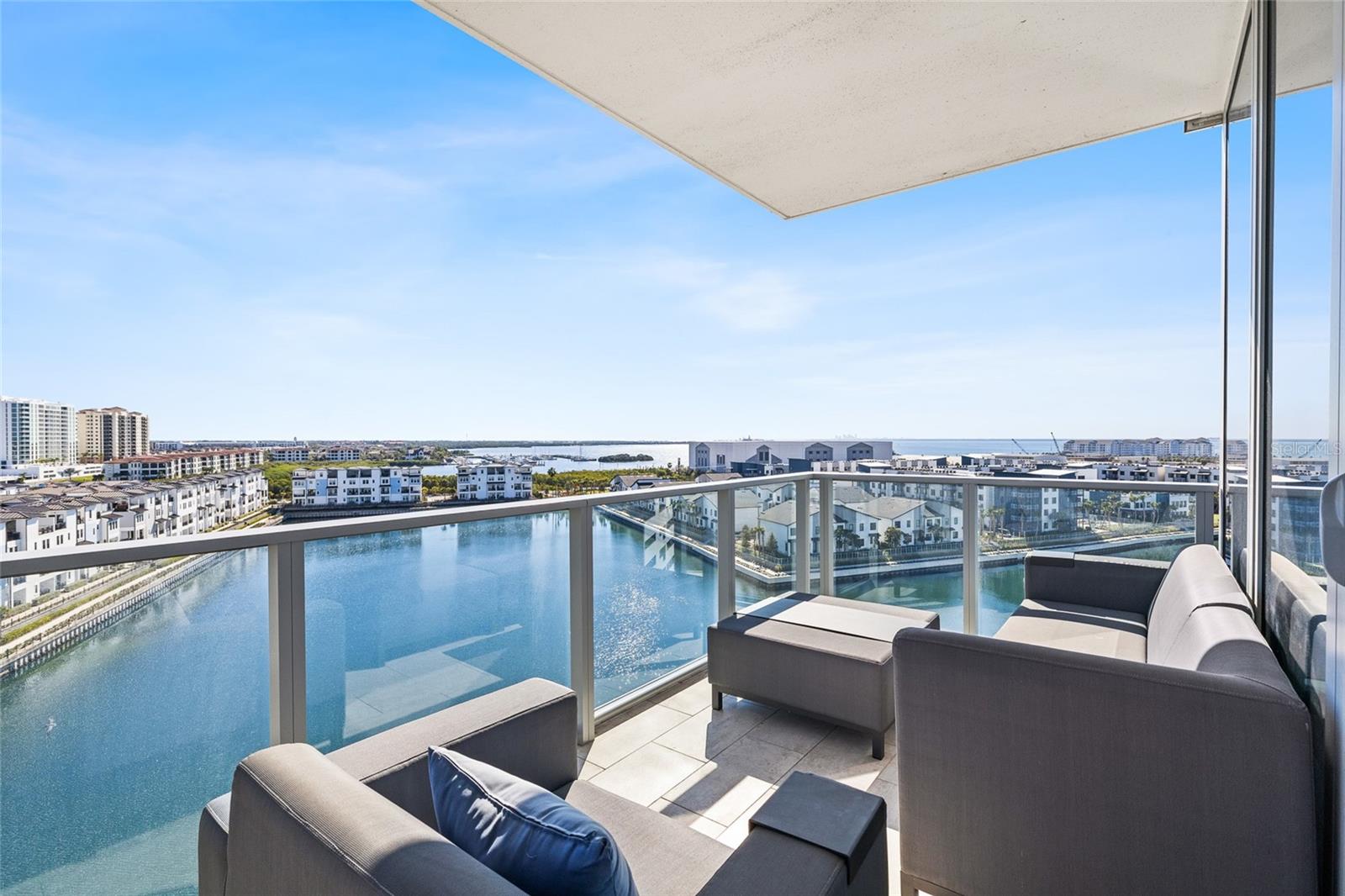 Image 20 of 85 For 5120 Marina Way 8804