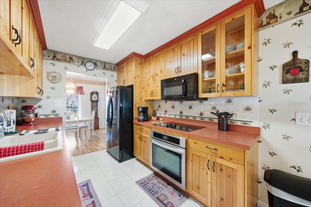 Image 19 of 48 For 4703 Roseberry Lane