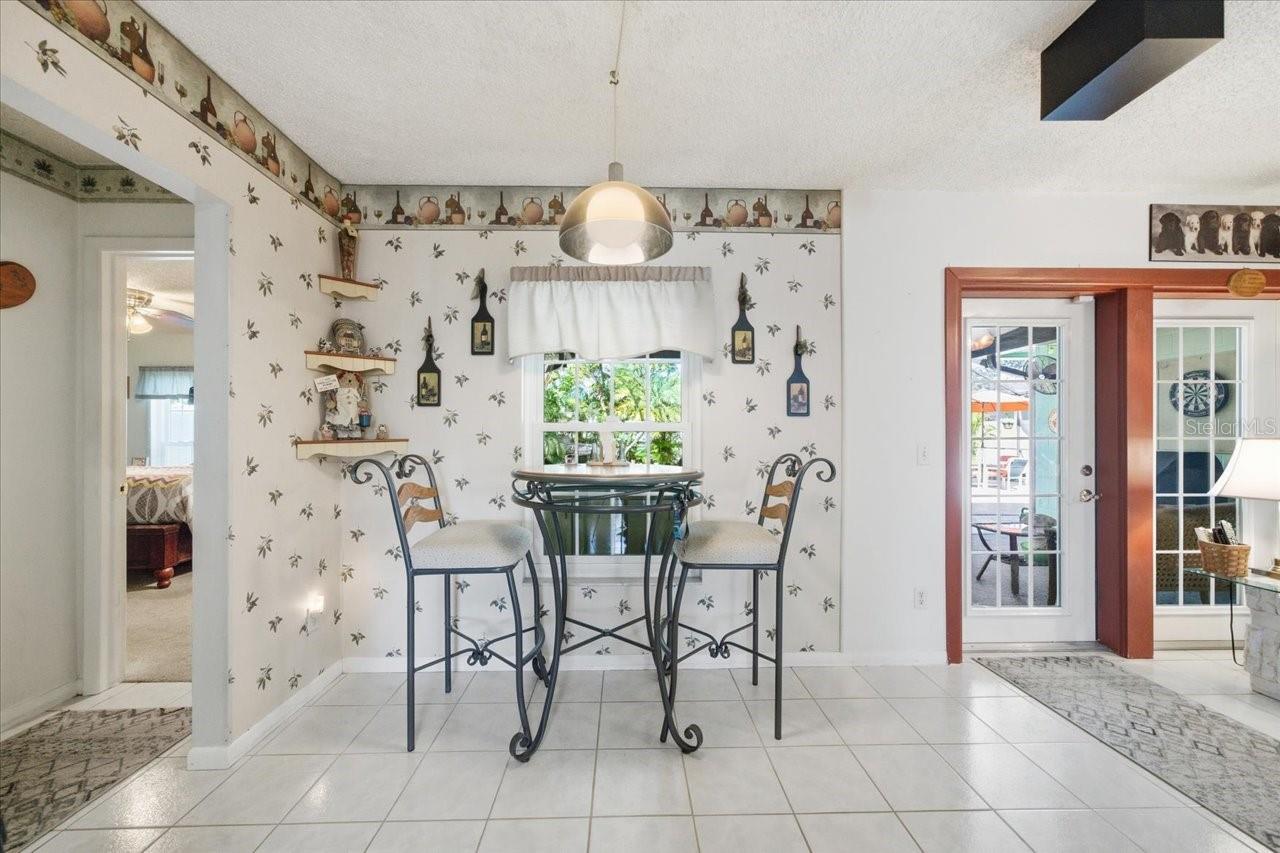 Image 22 of 48 For 4703 Roseberry Lane