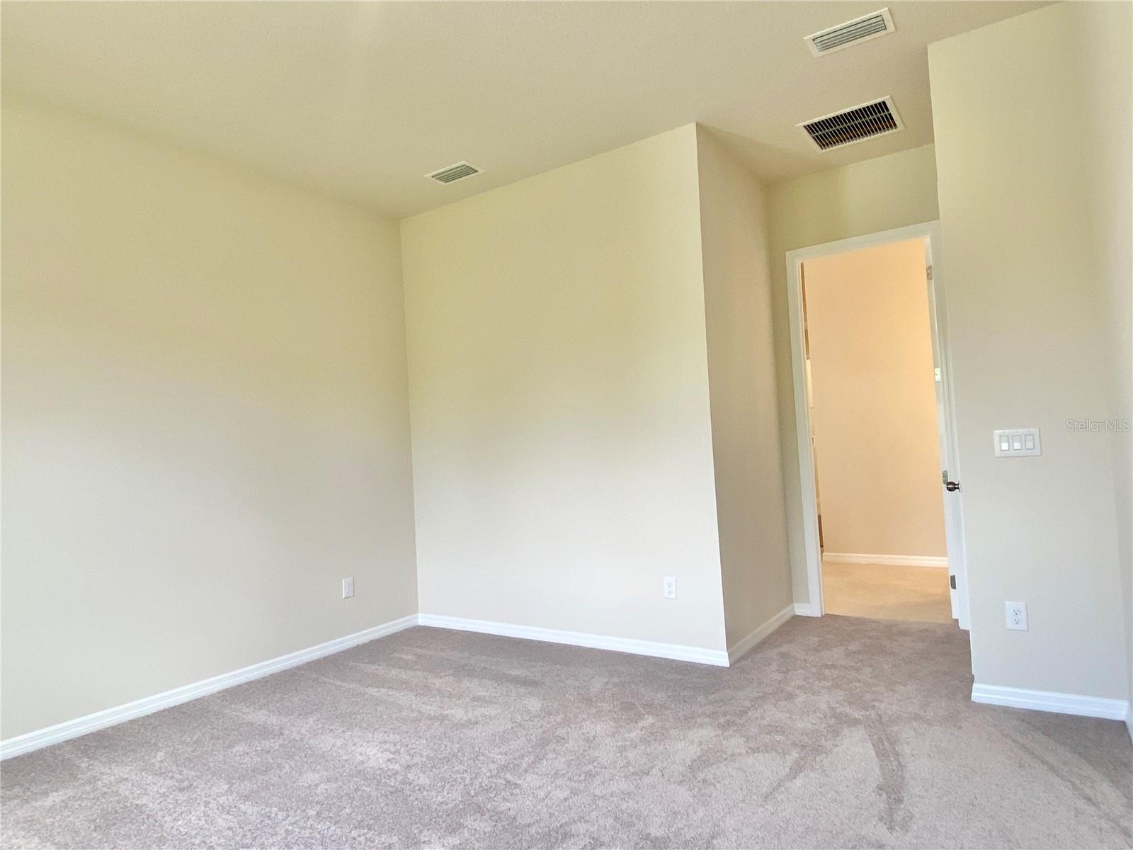 Image 11 of 27 For 28613 Cozy Creek Drive