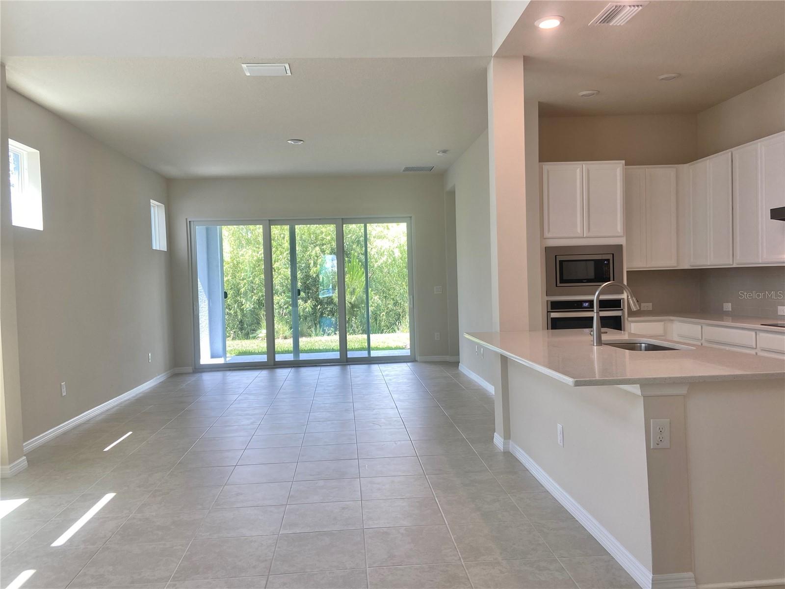 Image 5 of 27 For 28613 Cozy Creek Drive