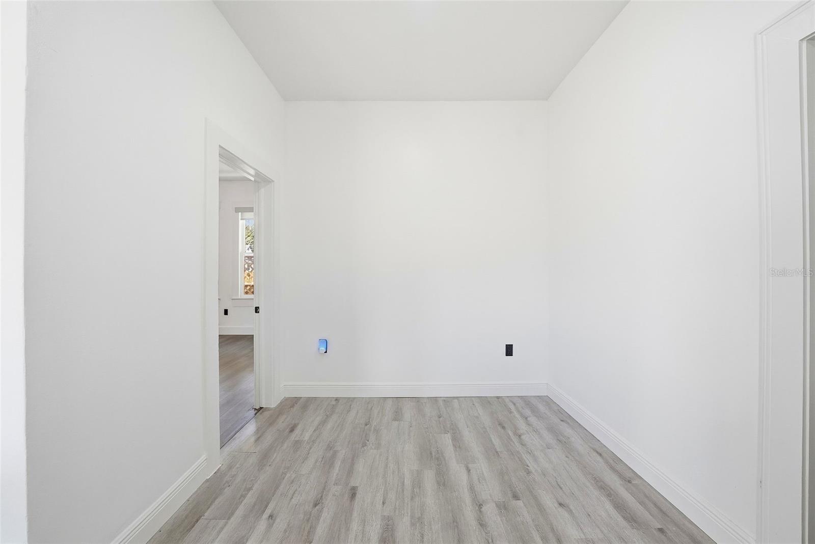 Image 14 of 28 For 1024 19th Avenue