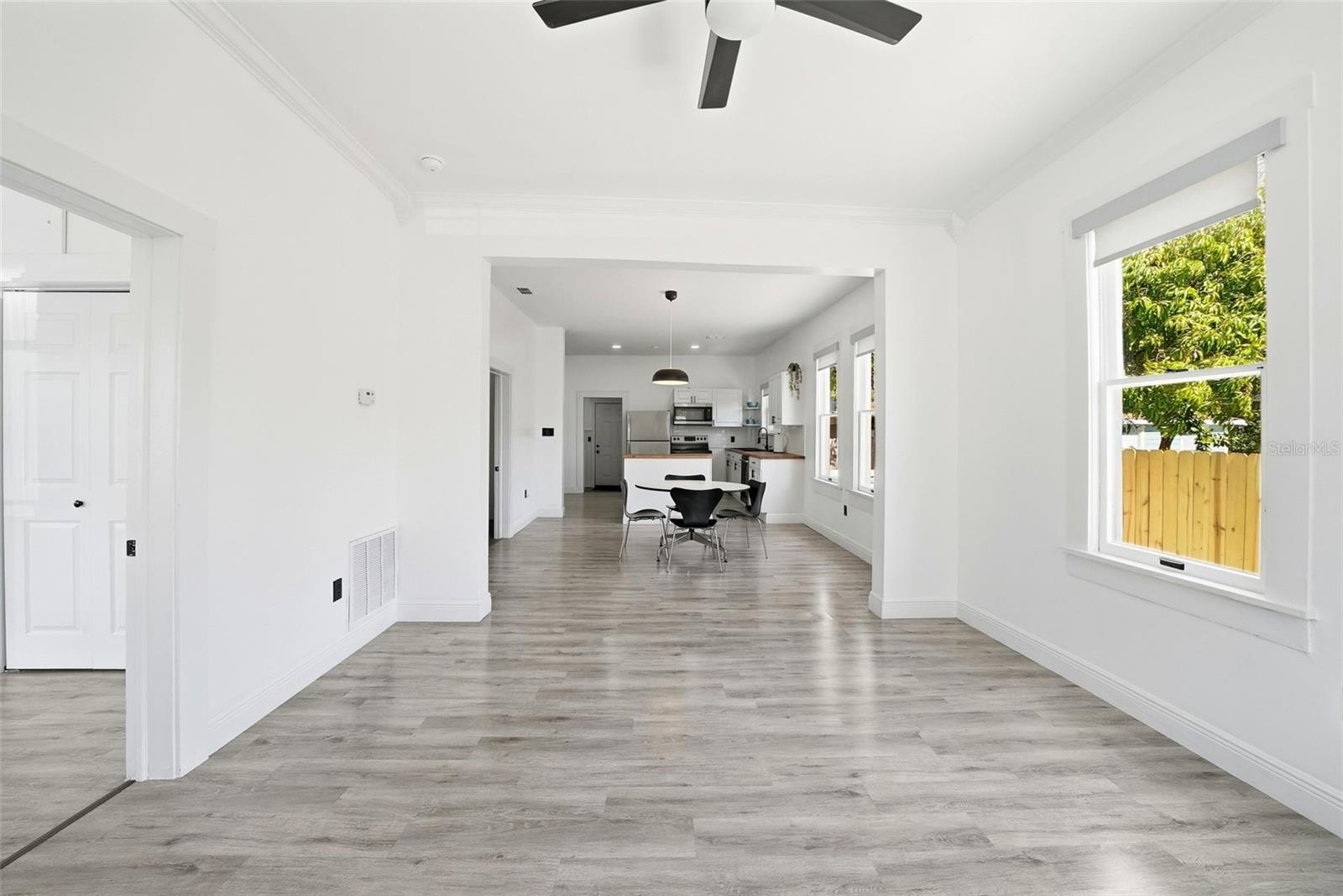 Image 4 of 28 For 1024 19th Avenue