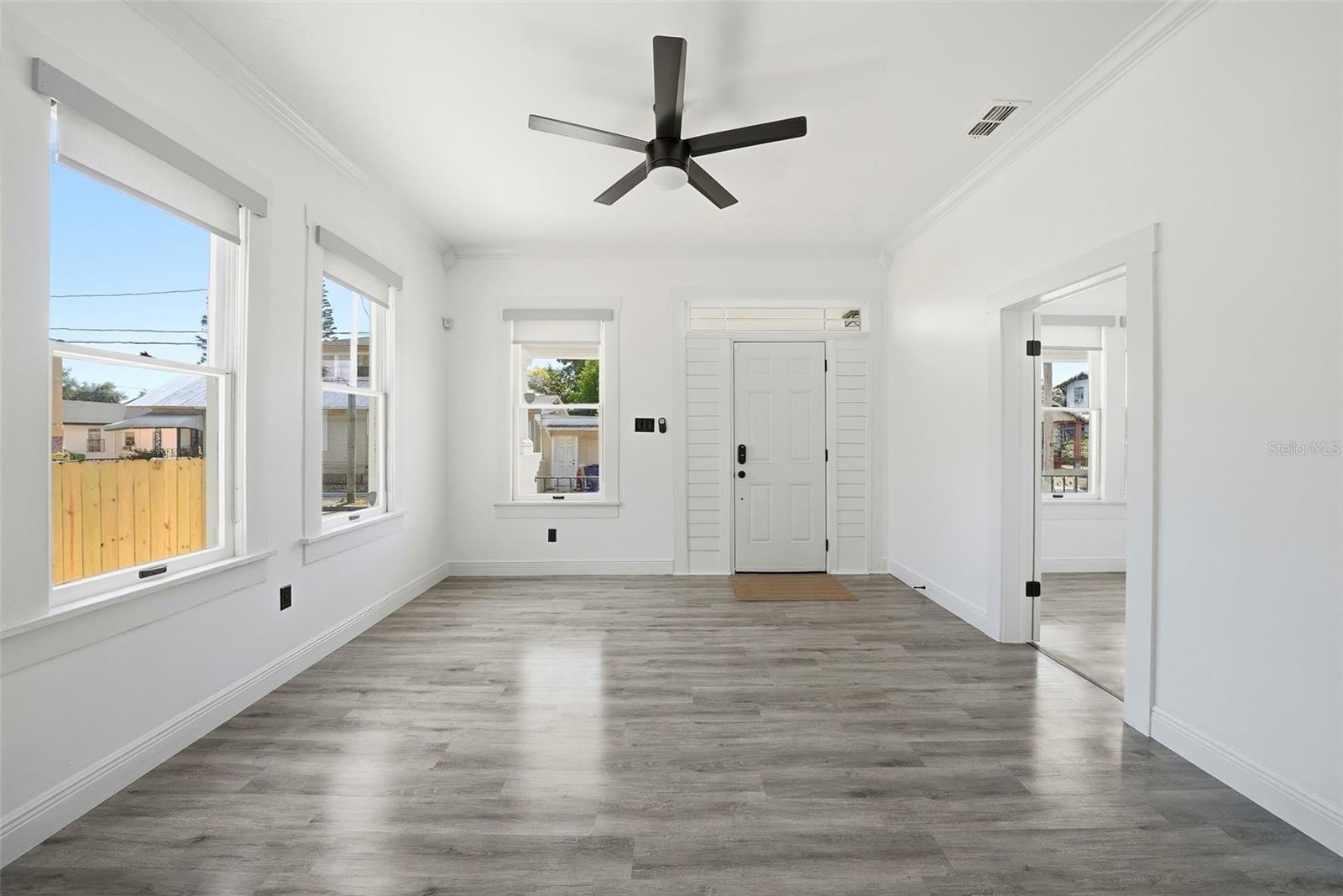 Image 6 of 28 For 1024 19th Avenue