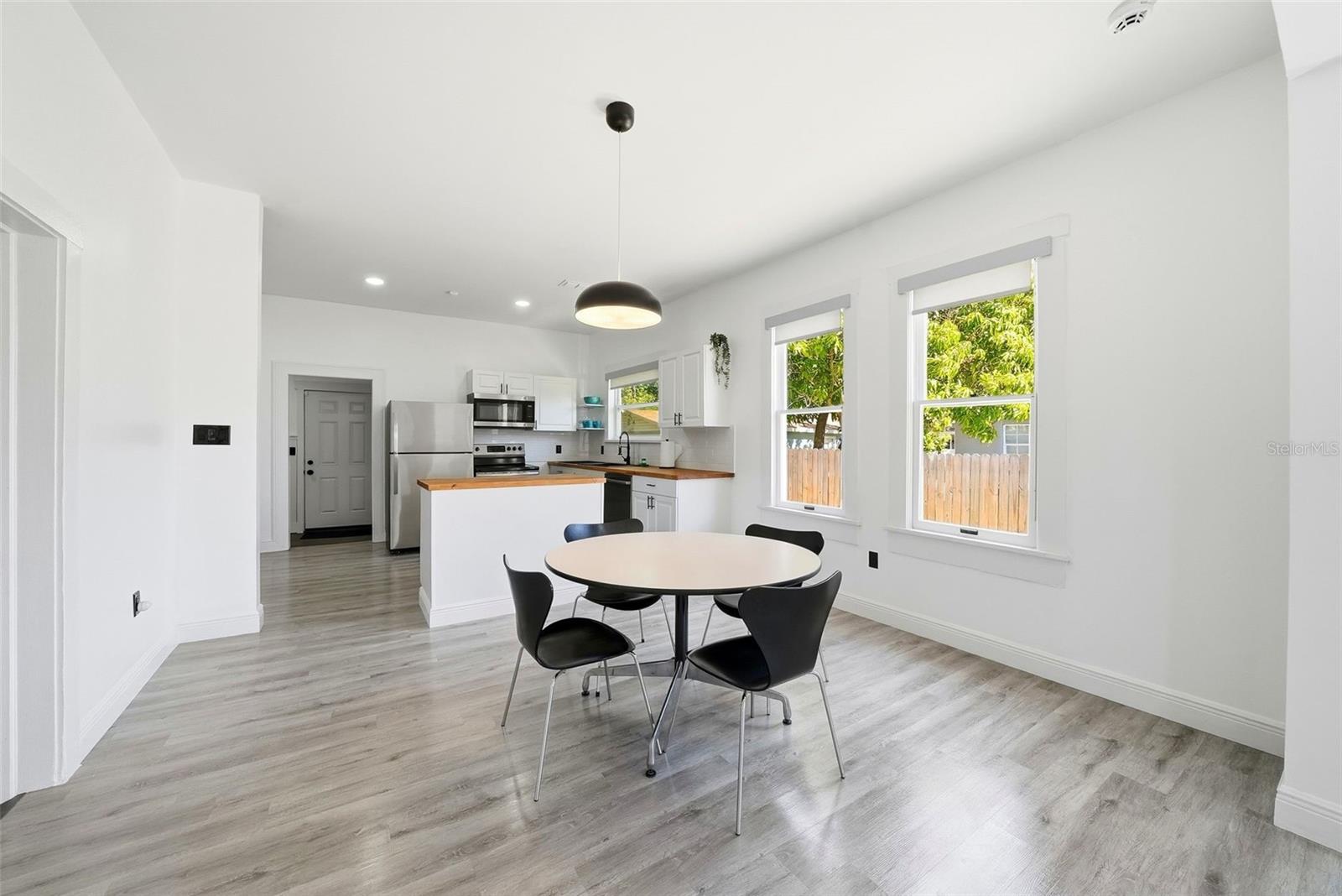 Image 7 of 28 For 1024 19th Avenue