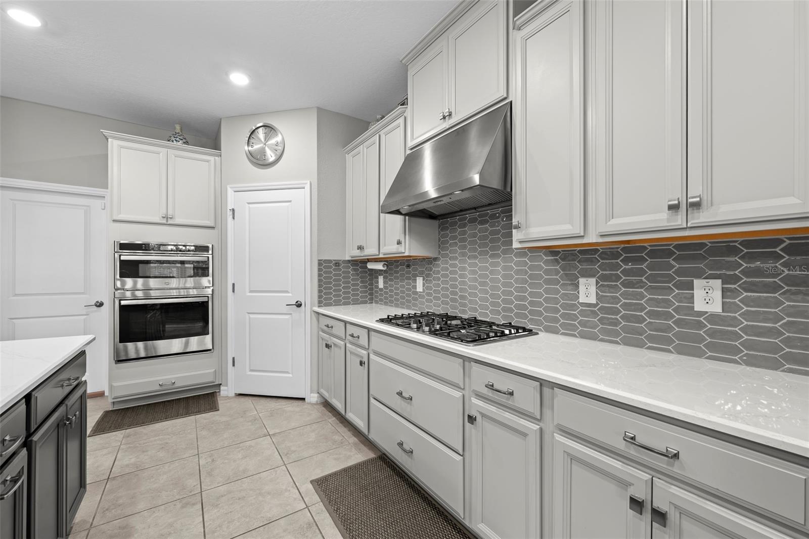 Image 10 of 81 For 2512 High Tides Way