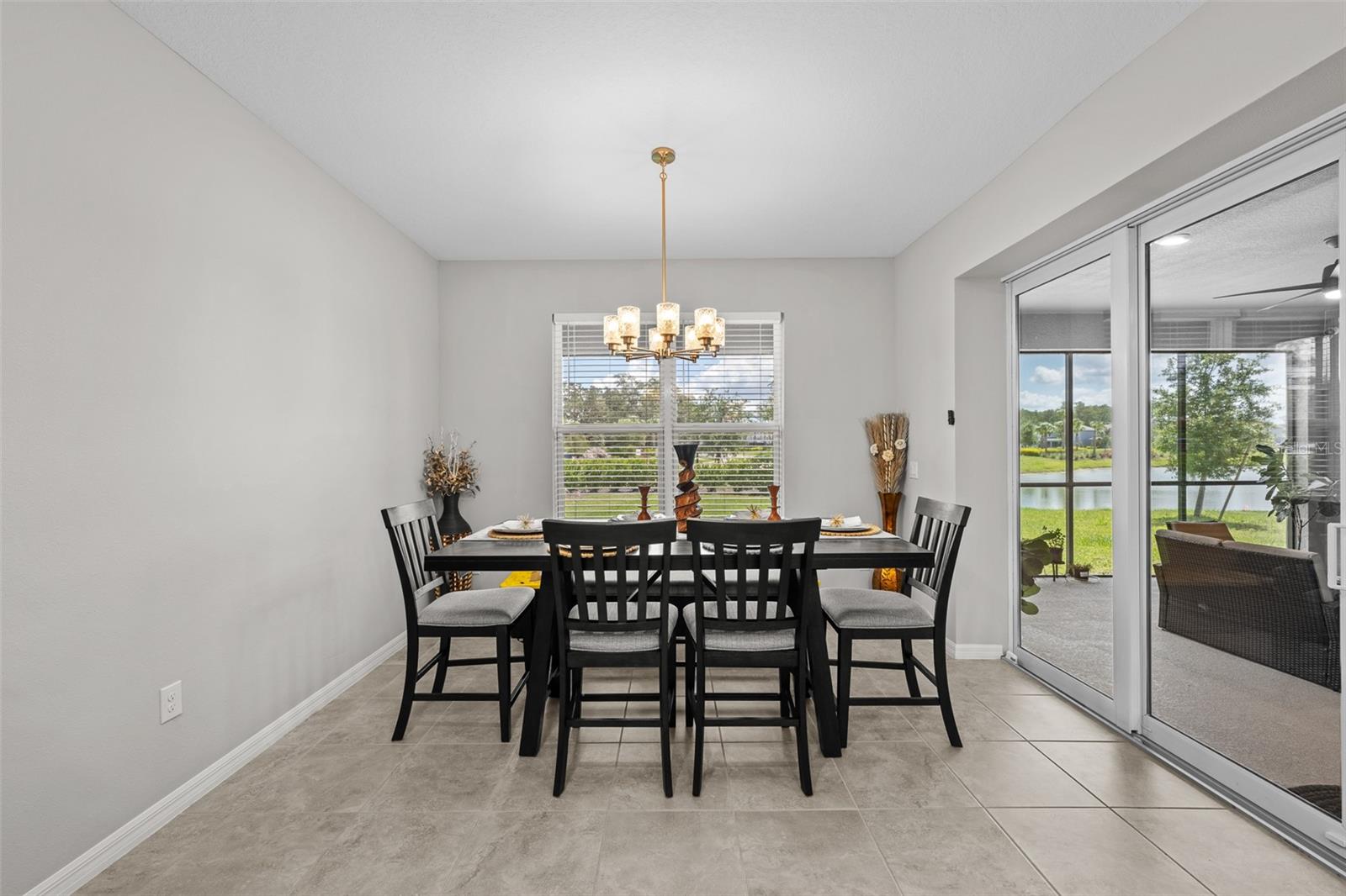 Image 16 of 81 For 2512 High Tides Way