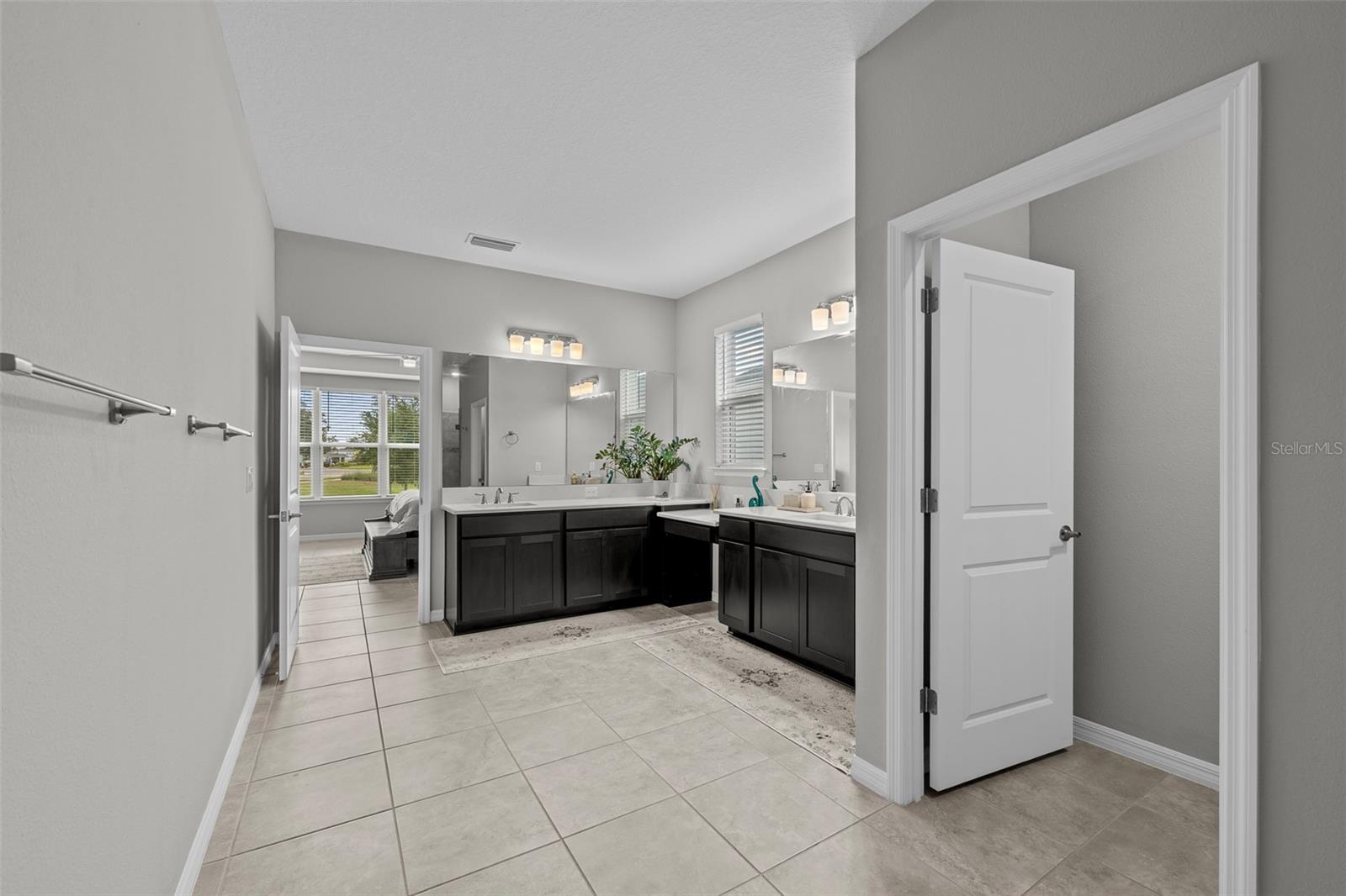 Image 24 of 81 For 2512 High Tides Way