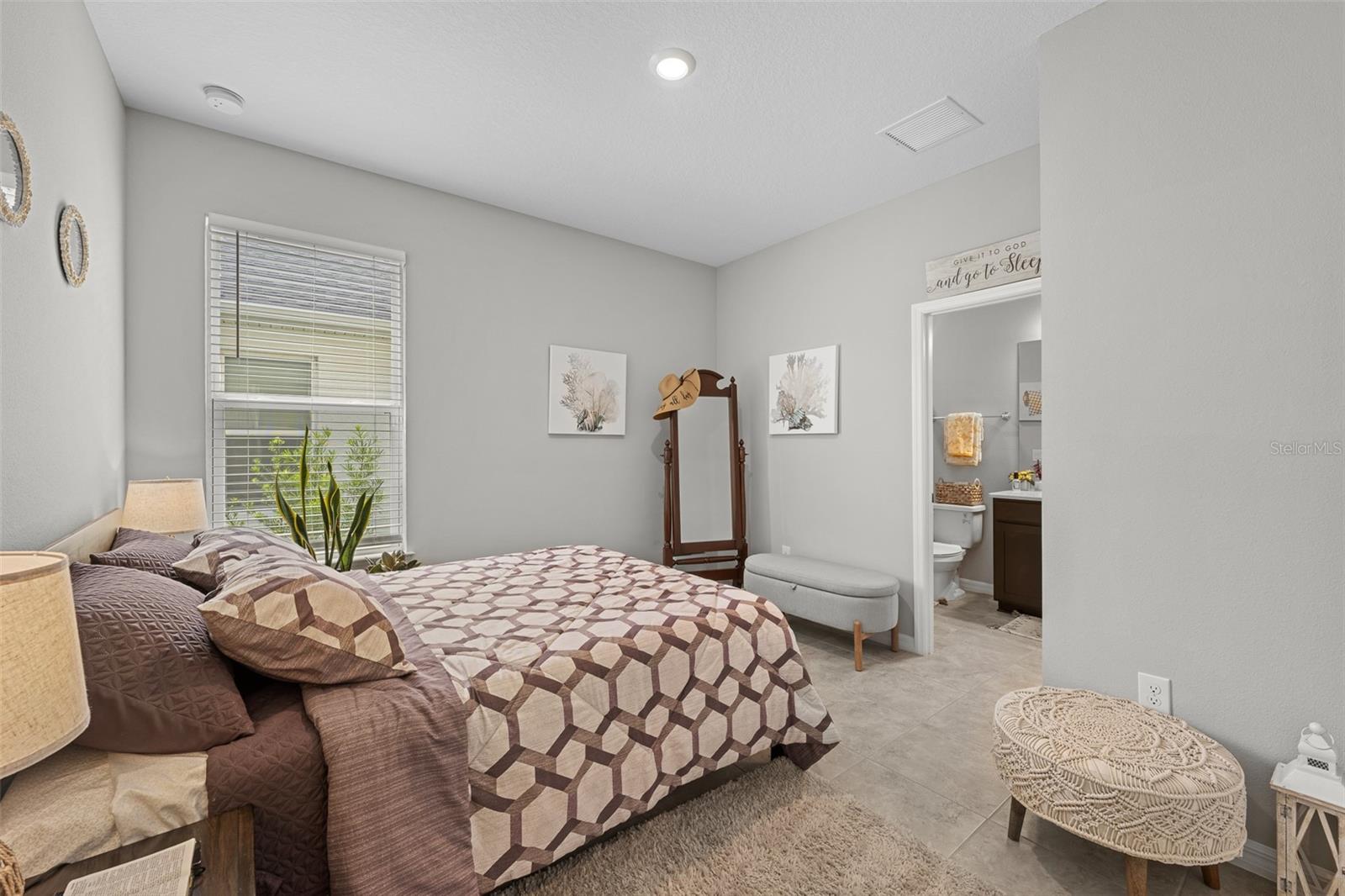 Image 34 of 81 For 2512 High Tides Way