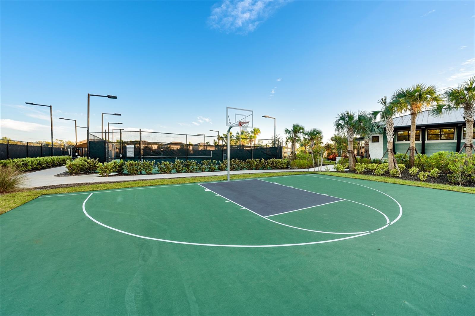 Image 66 of 81 For 2512 High Tides Way