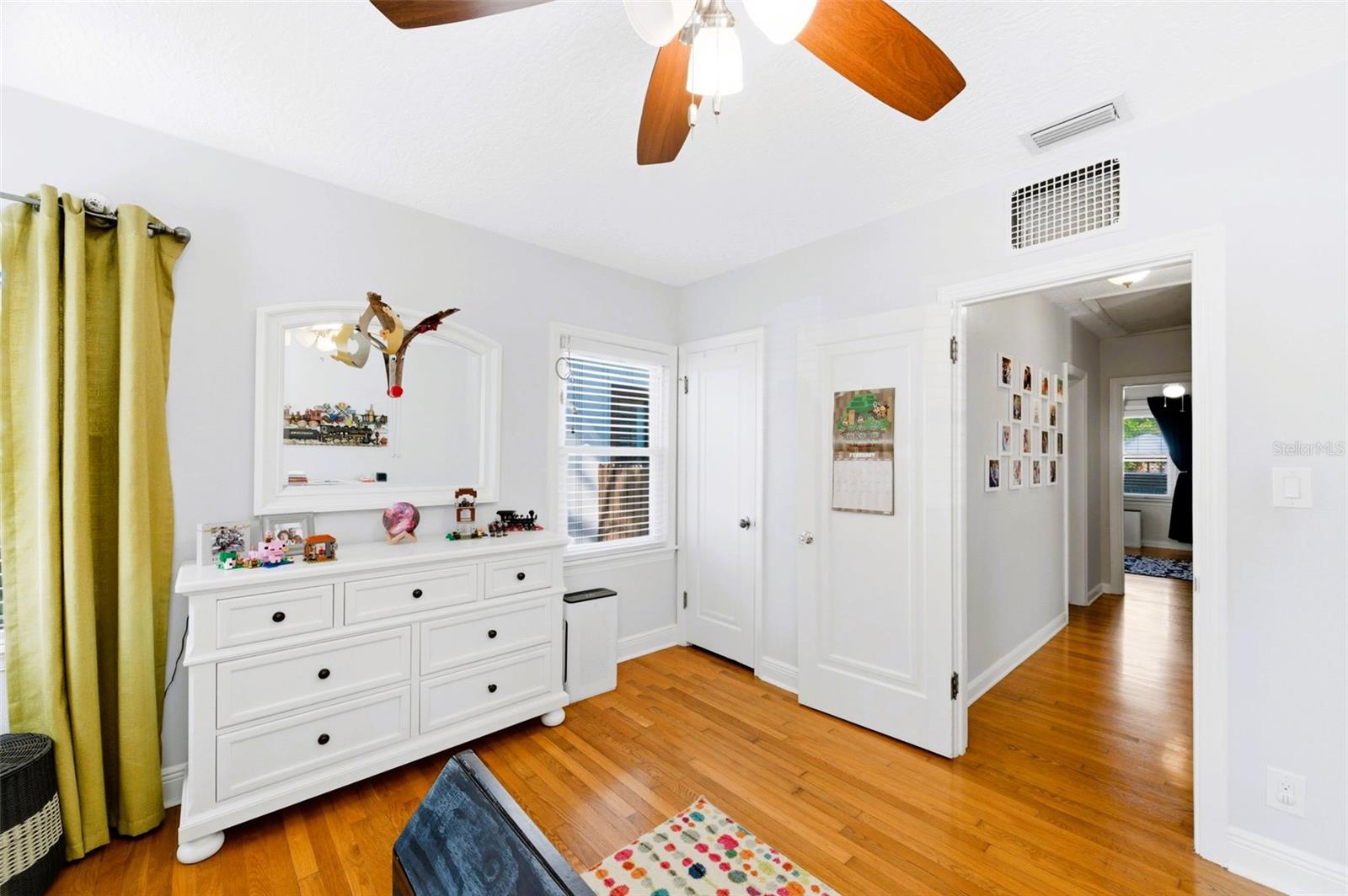 Image 28 of 49 For 519 27th Avenue N