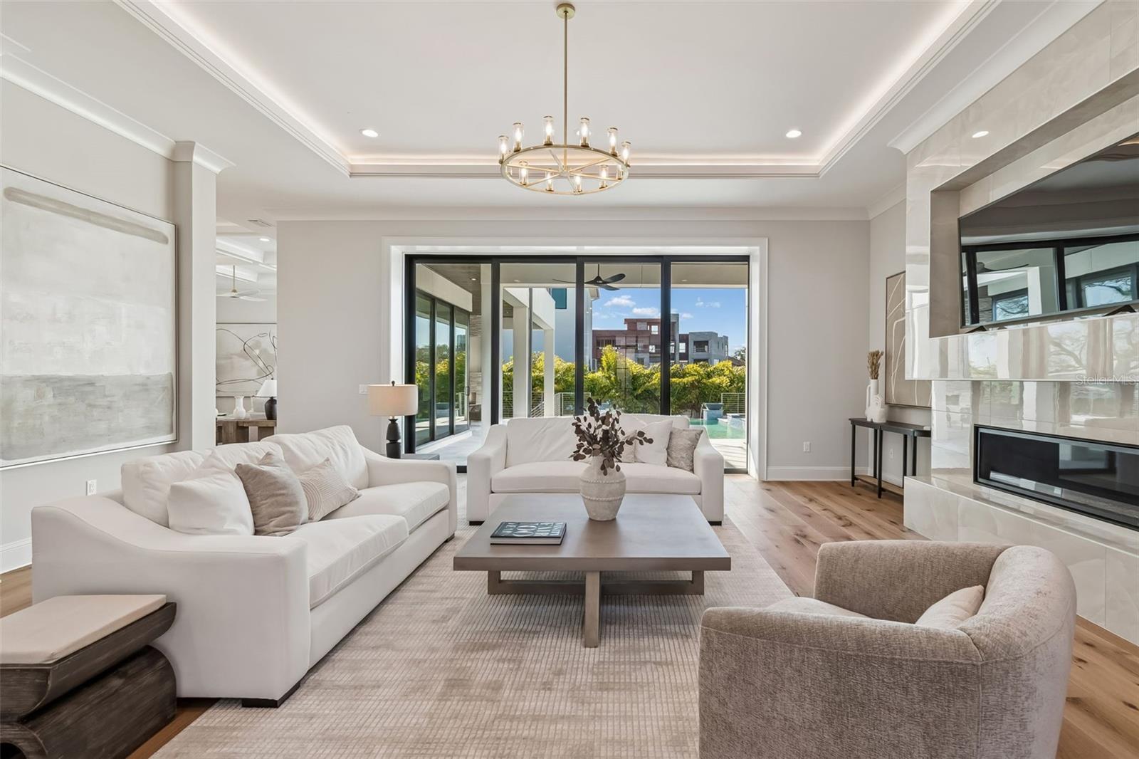 Image 2 of 67 For 5032 Longfellow Avenue