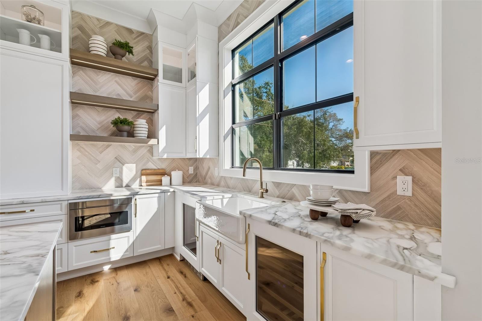 Image 20 of 67 For 5032 Longfellow Avenue