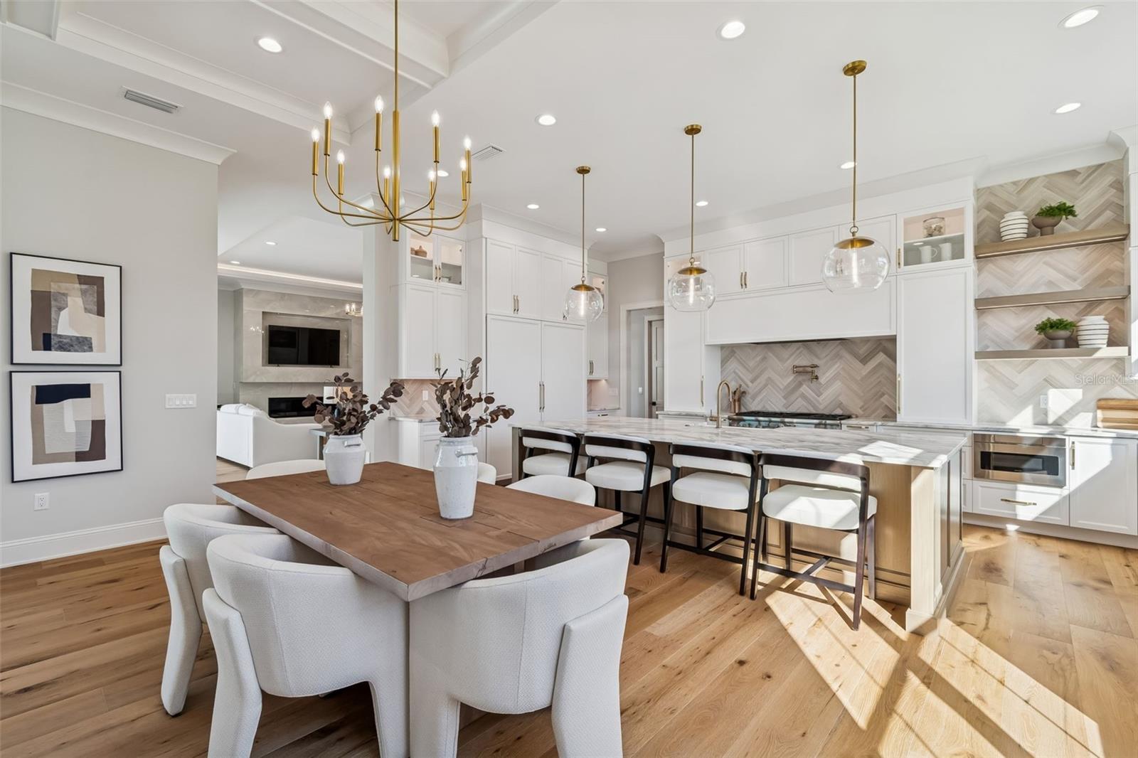 Image 3 of 67 For 5032 Longfellow Avenue