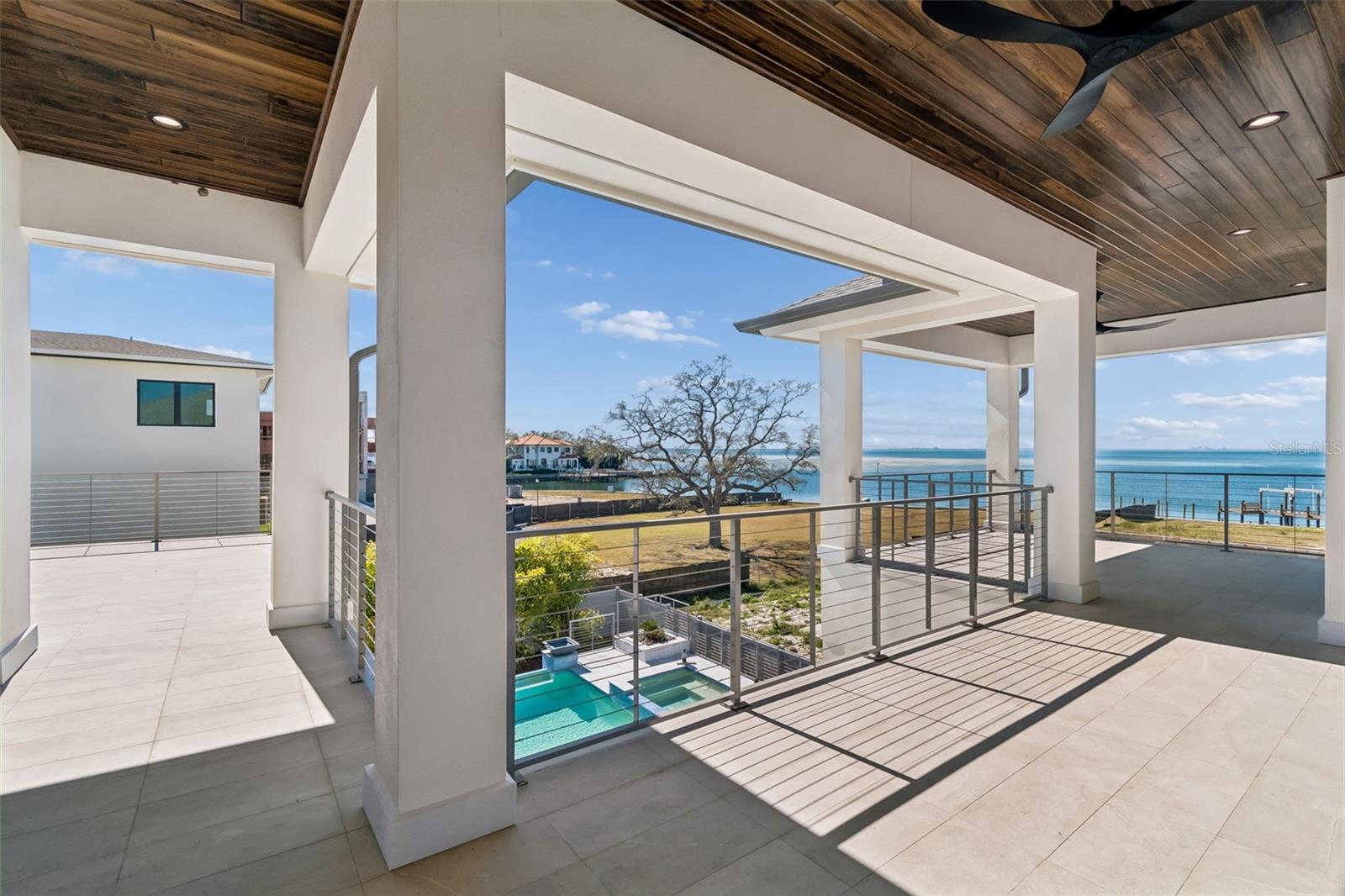 Image 33 of 67 For 5032 Longfellow Avenue