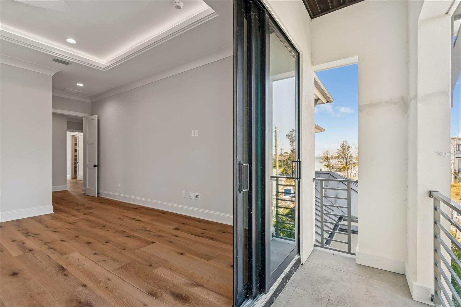 Image 43 of 67 For 5032 Longfellow Avenue