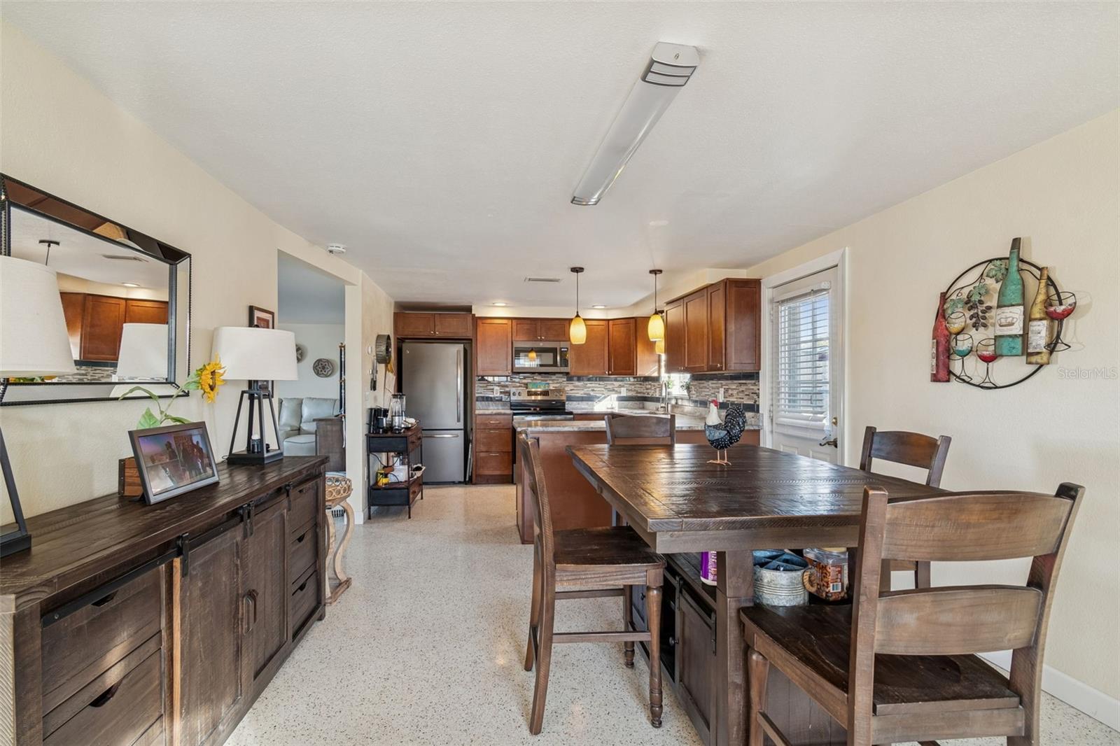 Image 15 of 40 For 4940 Picture Avenue