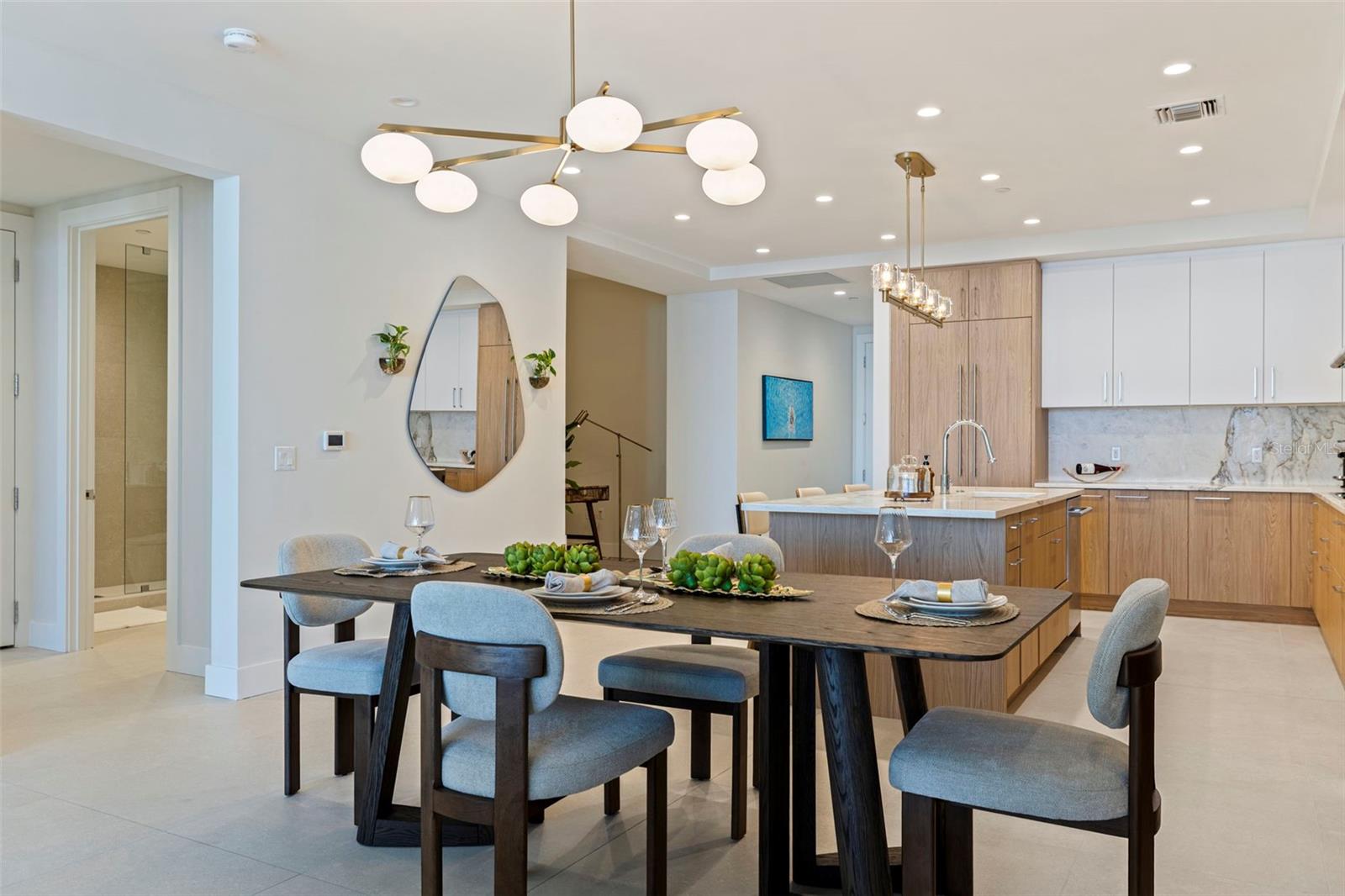 Image 19 of 86 For 275 1st Avenue S 3003