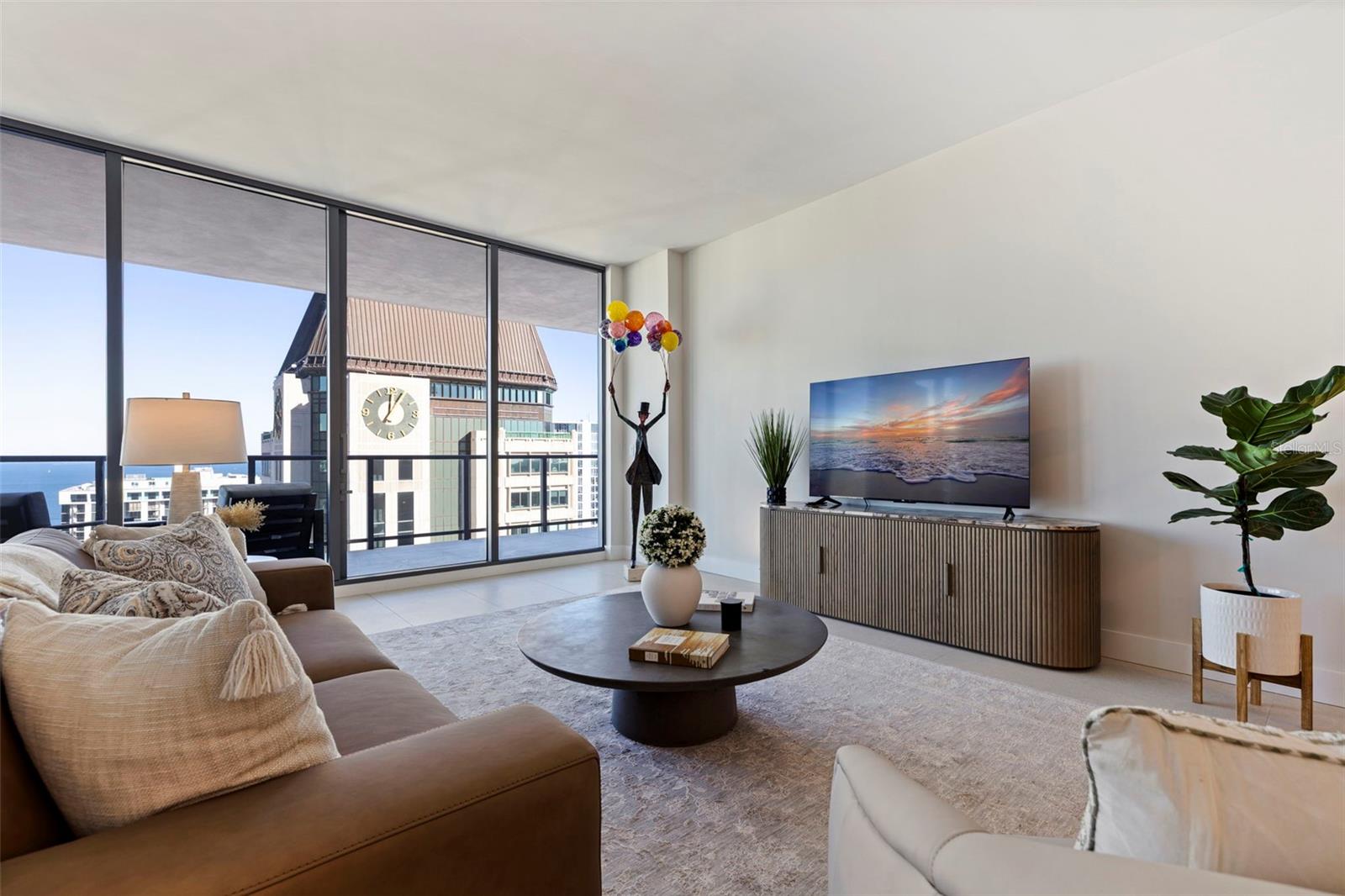 Image 20 of 86 For 275 1st Avenue S 3003