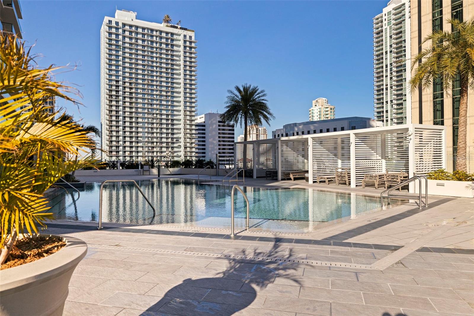 Image 74 of 86 For 275 1st Avenue S 3003