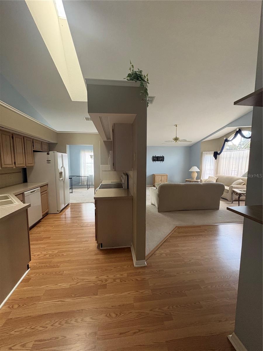 Image 3 of 9 For 8439 Pavilion Drive