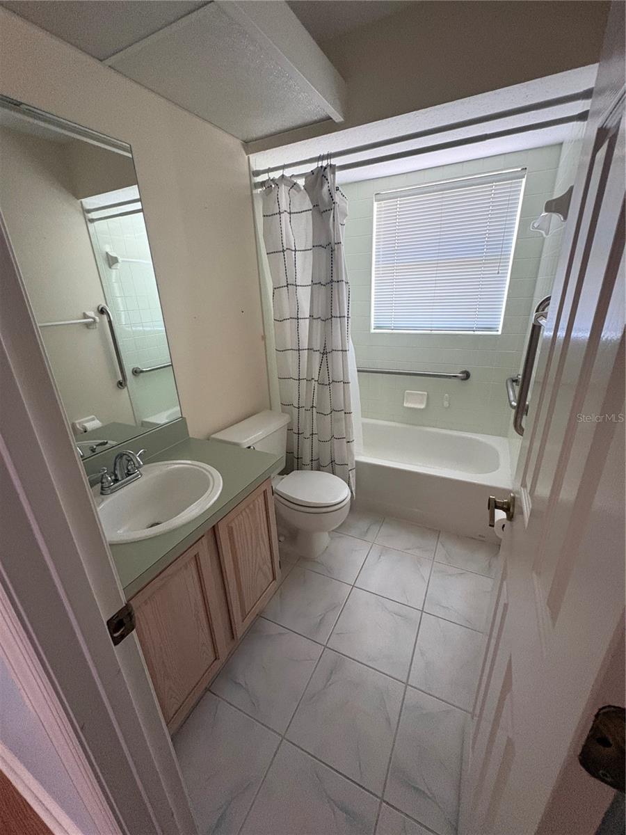 Image 8 of 9 For 8439 Pavilion Drive