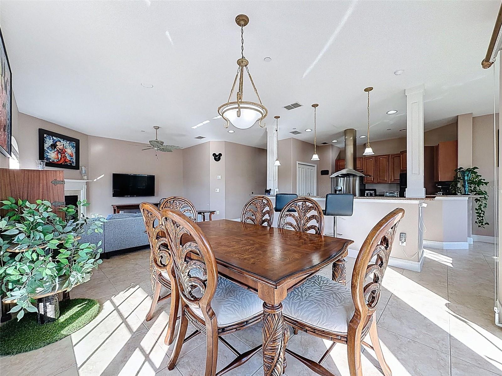 Image 5 of 70 For 4536 Heron Lodge