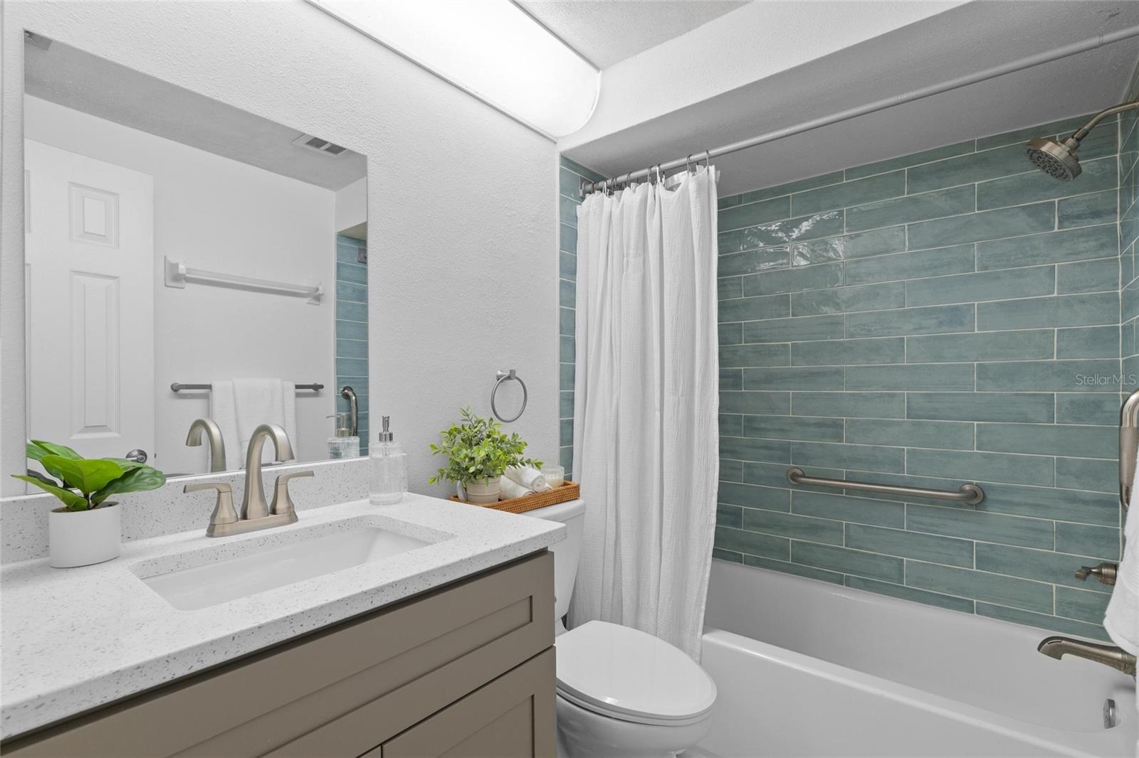 Image 10 of 23 For 4409 Summersun Drive