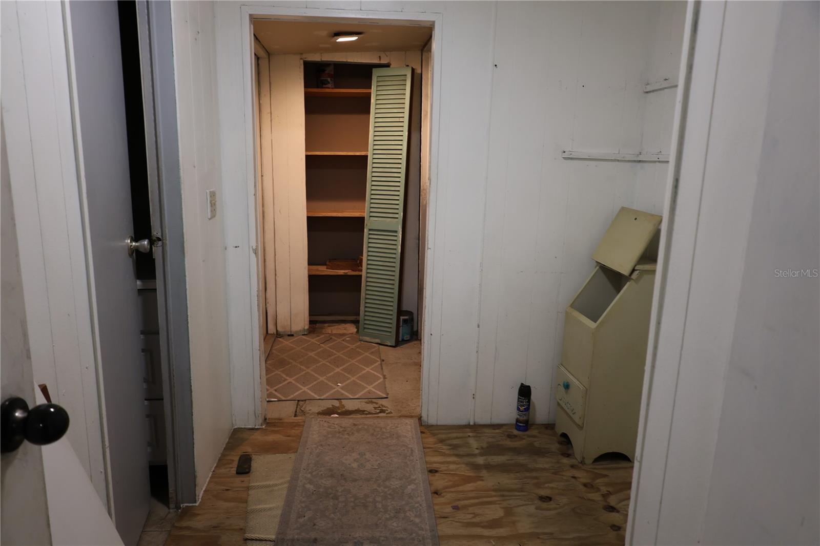 Image 28 of 54 For 1133 Live Oak Lane