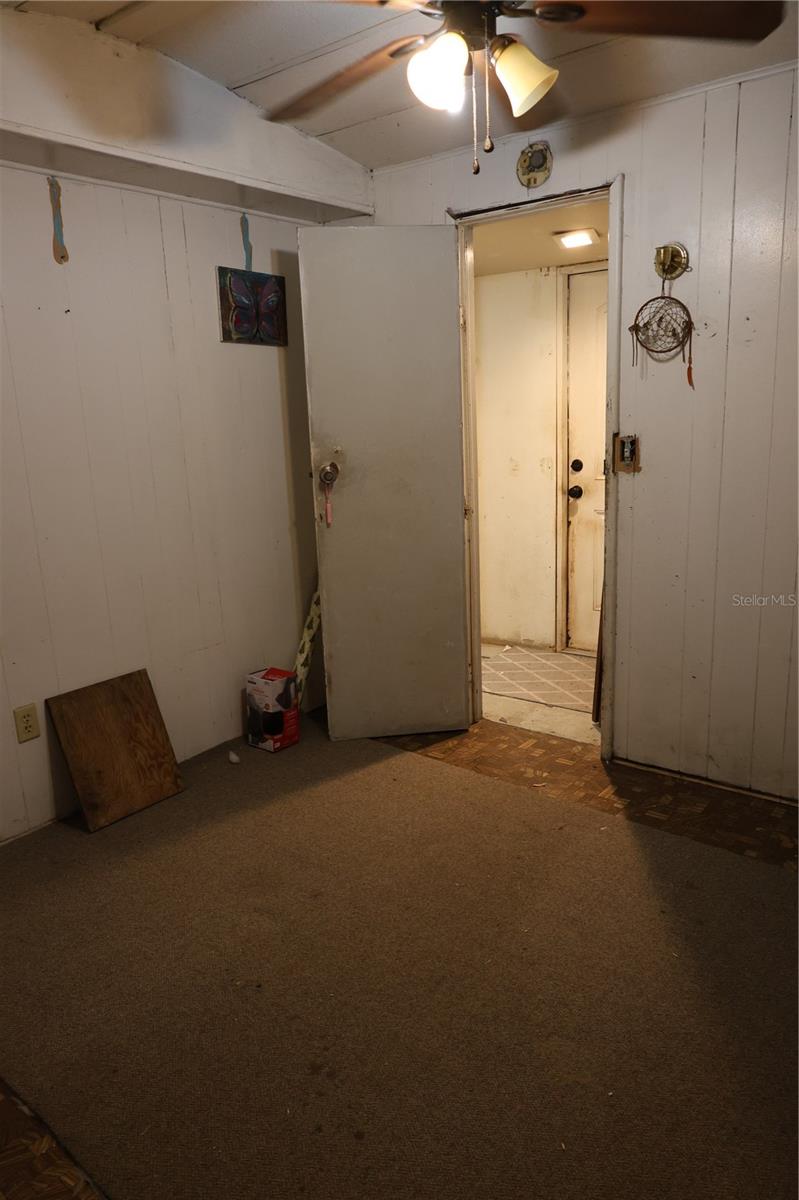 Image 37 of 54 For 1133 Live Oak Lane