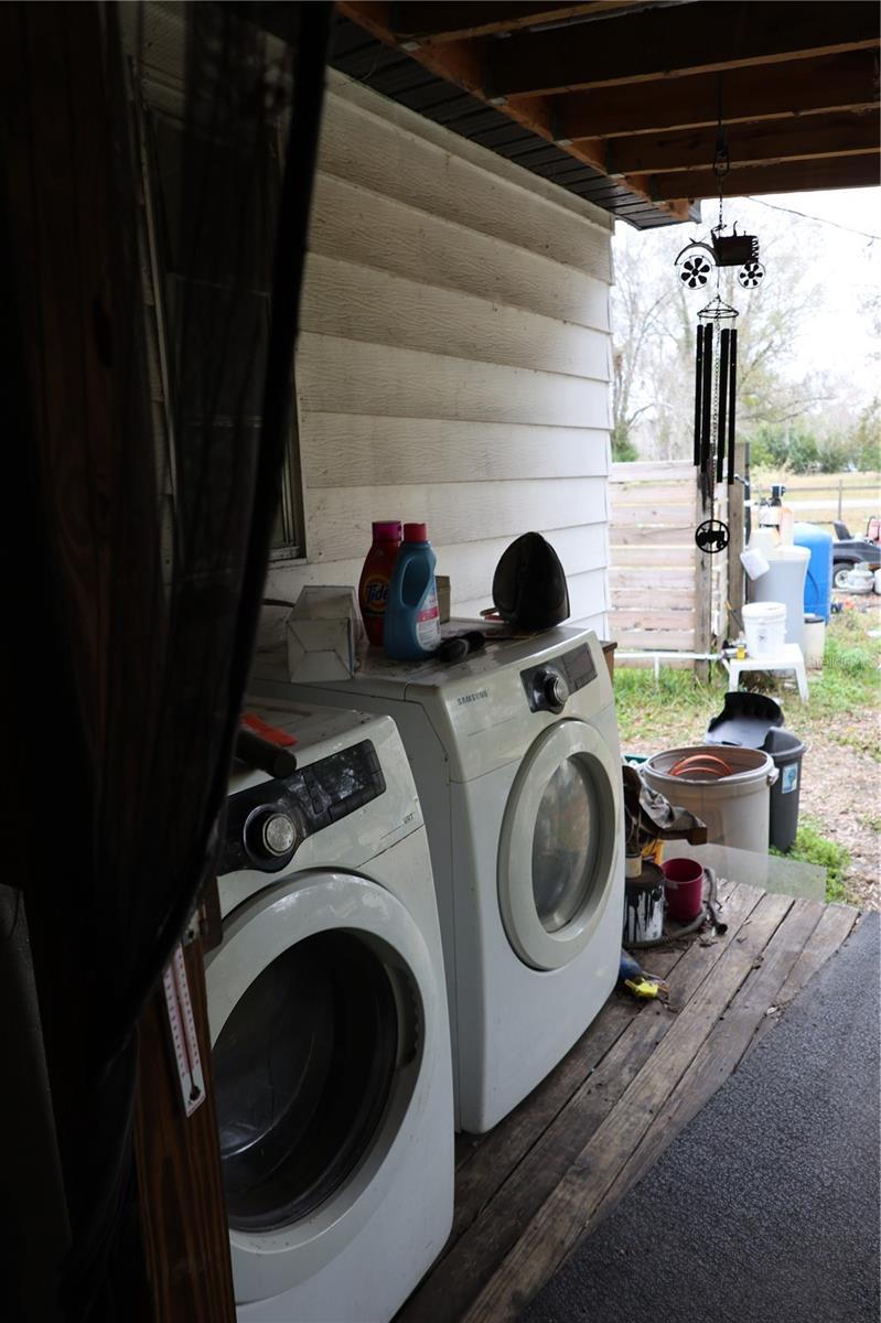 Image 39 of 54 For 1133 Live Oak Lane